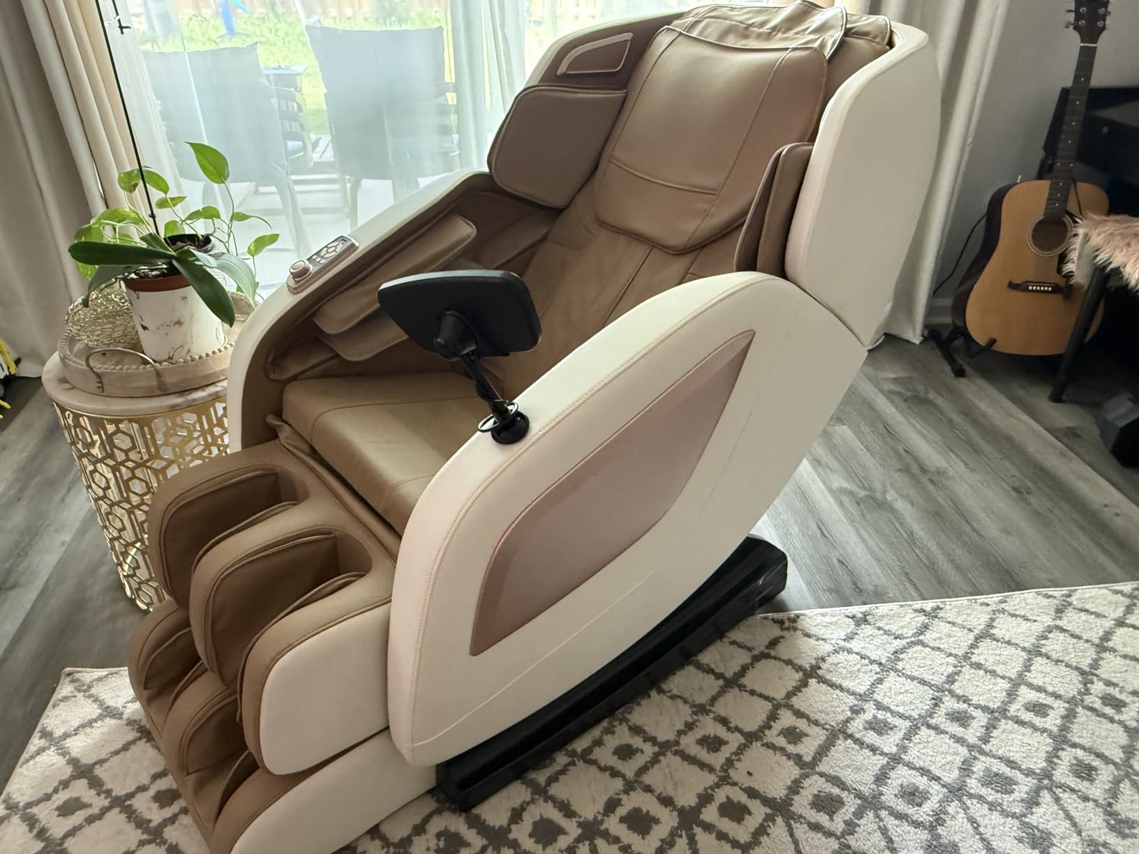 Mazzup Massage Chair Full Body with Heat, Full Body Zero Gravity Shiatsu Massage Chair, Kneading Recliner w/ 20 Auto Modes, Foot Massage, Bluetooth, USB Charging Port, Touch Screen Controller customer photo 1