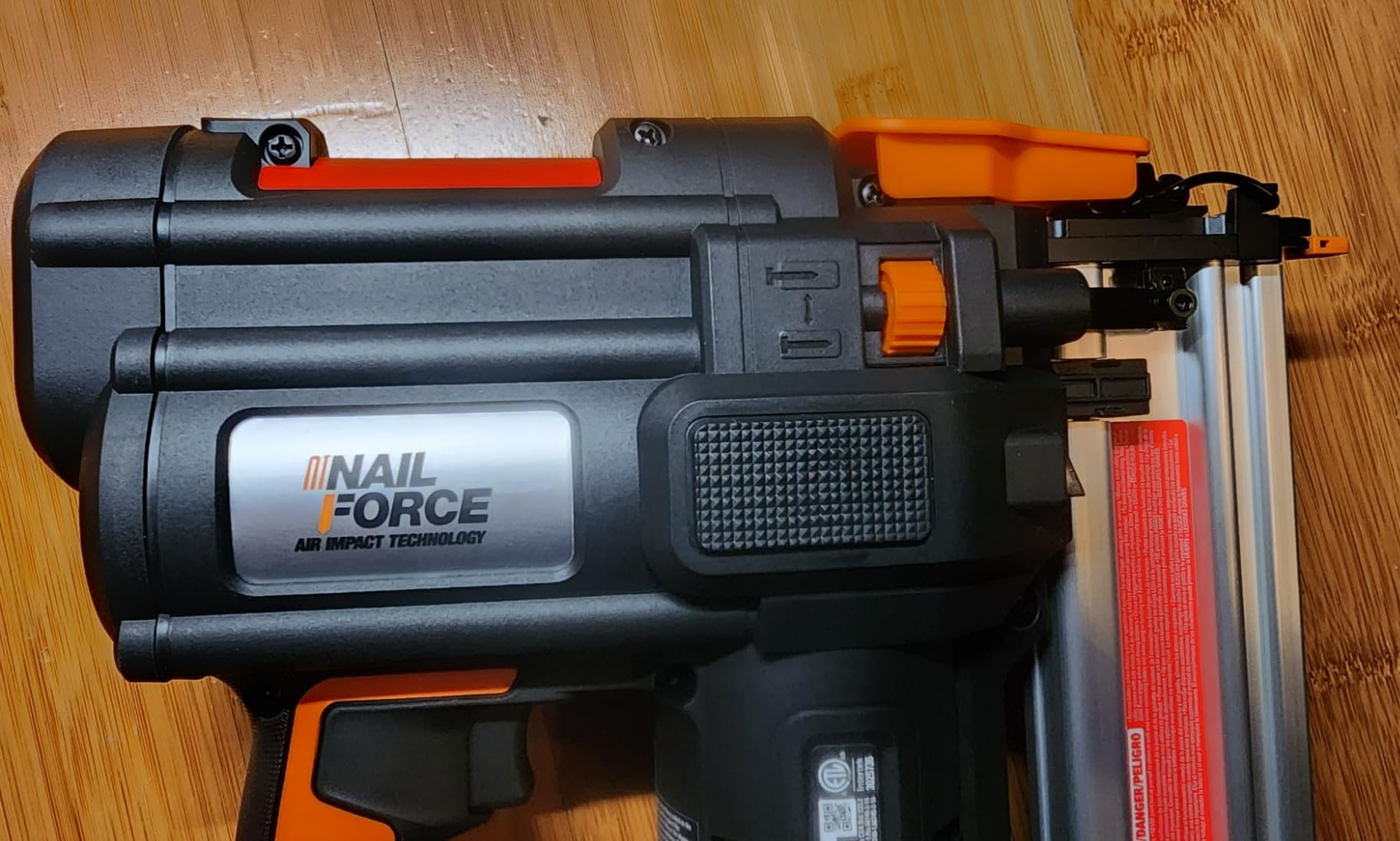 WORX Cordless Brad Nailer, 20V 18GA Nail Gun, WX842L customer photo 1