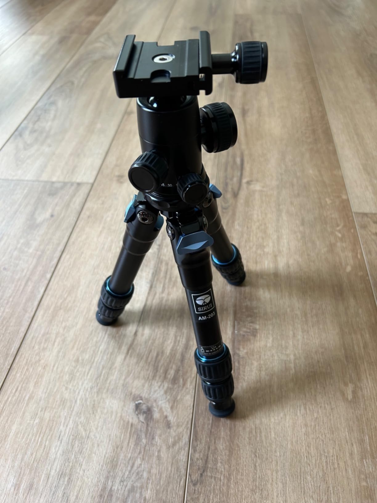 SIRUI AM-203 Aluminum Mini Travel Tripod, B00K Ball Head, 360° Panoramic | 20LB Load, 16.7