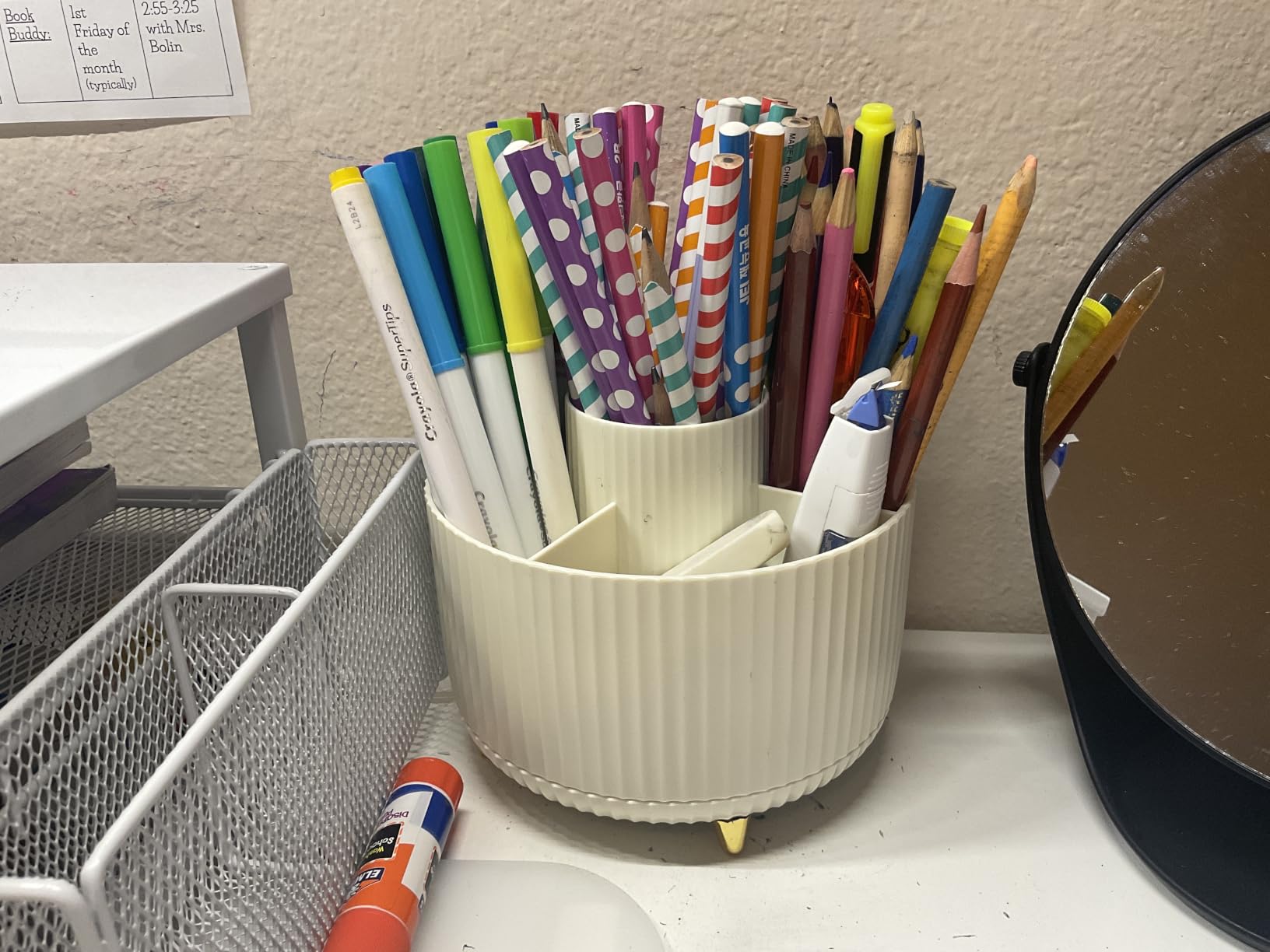 SKYDUE 360 Rotating Plastic Desk Pen Organizer with 5 Slots, Dual-Purpose Art Supply Pencil Cup for Office, School, Home customer photo 1