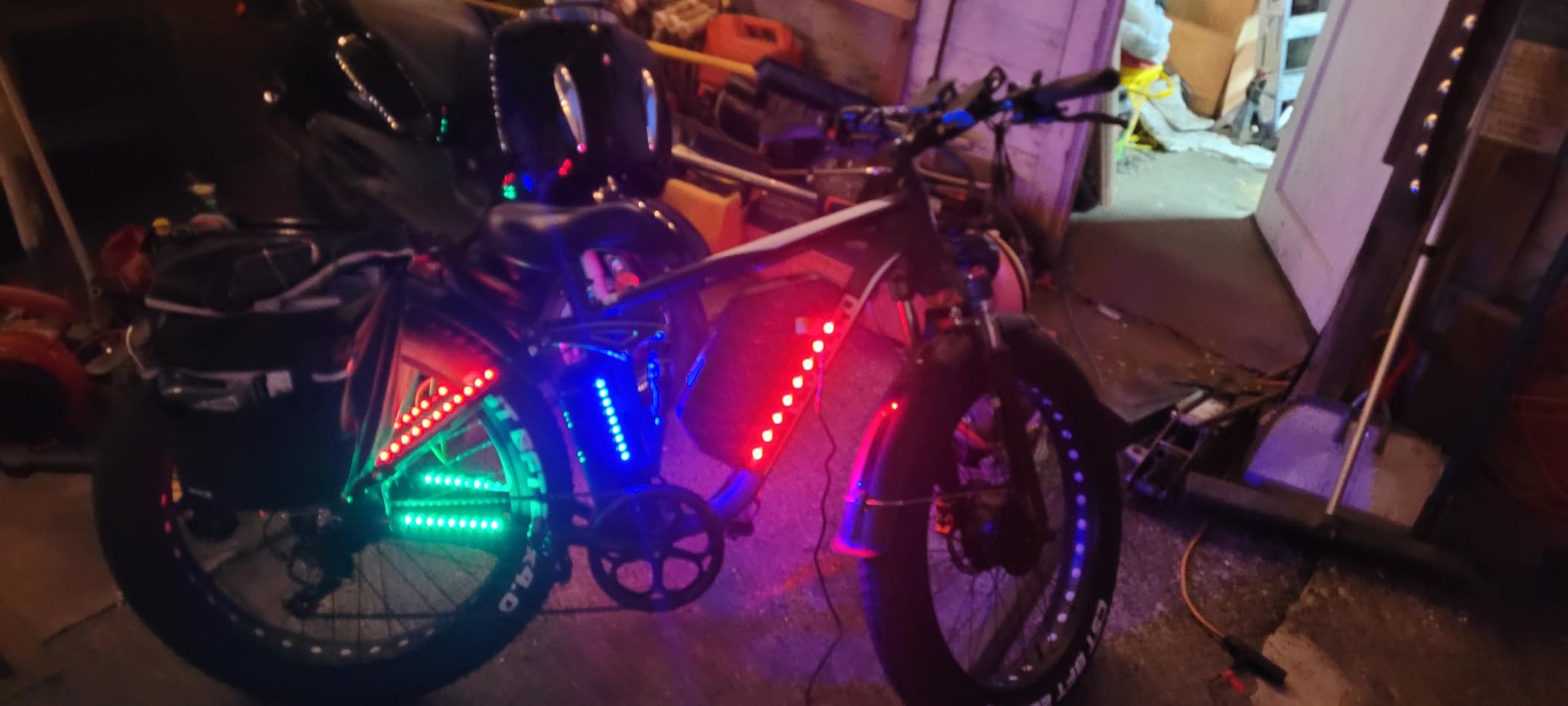 9000W Peak Electric Bike for Adults, 52V 32AH Dual Motor E-Bike, Up to 110Mile & 50MPH All-Terrain Fat Tires Full Suspension 24/26