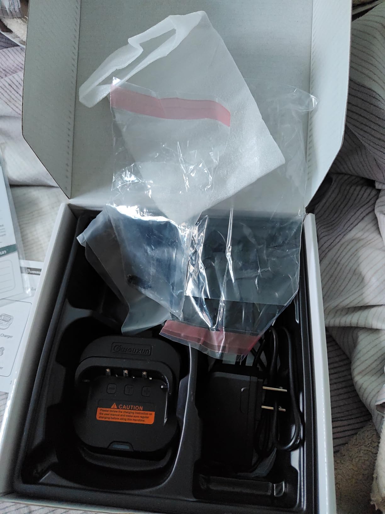 Wouxun KG-S74A Compact Waterproof VHF Aviation Radio with USB-C Charging customer photo 2
