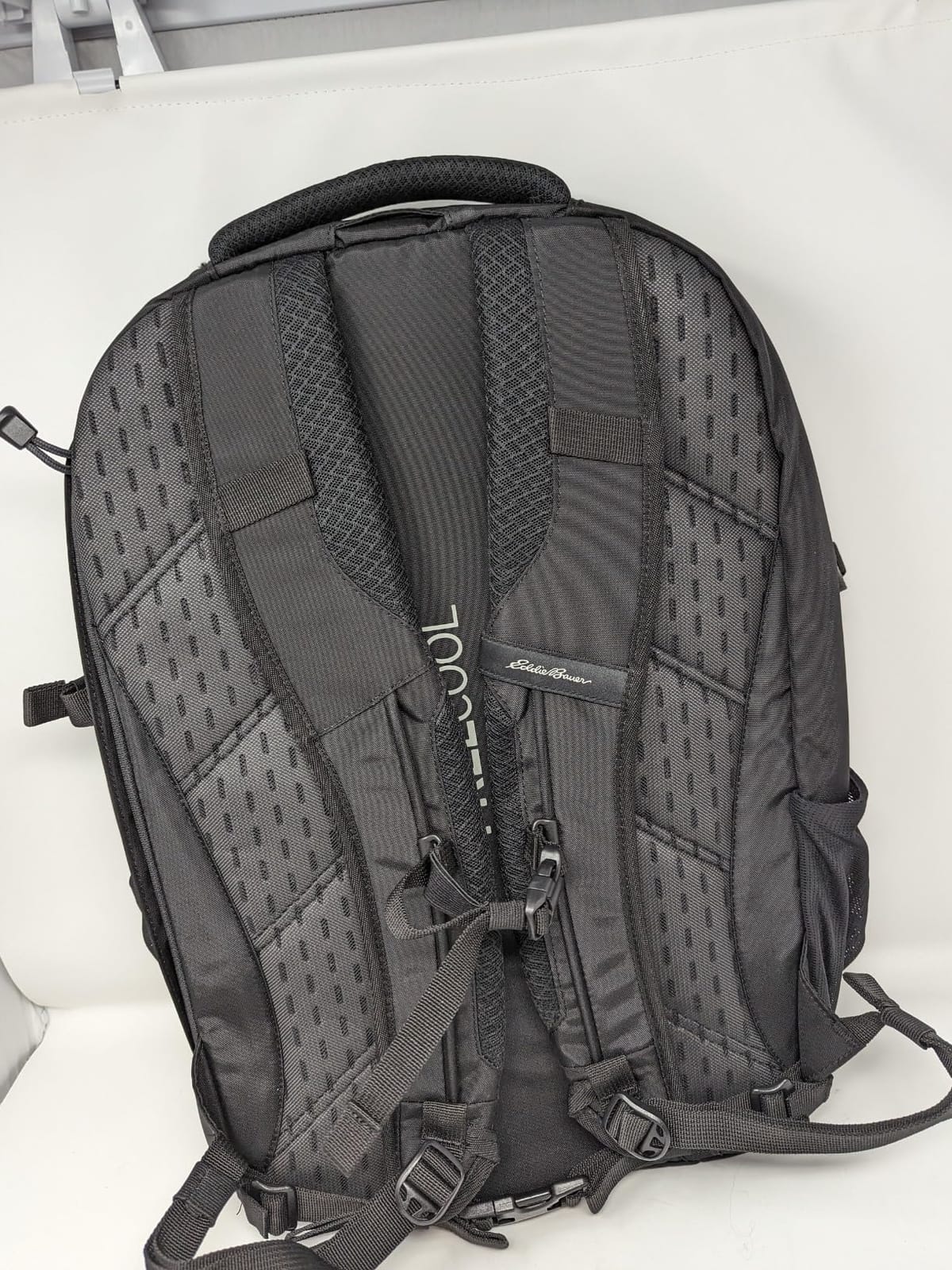 Eddie Bauer Adventurer Backpack with Organization Compartments and Hydration/Laptop Compatible Sleeve, Adventurer - Picante, 30L customer photo 2