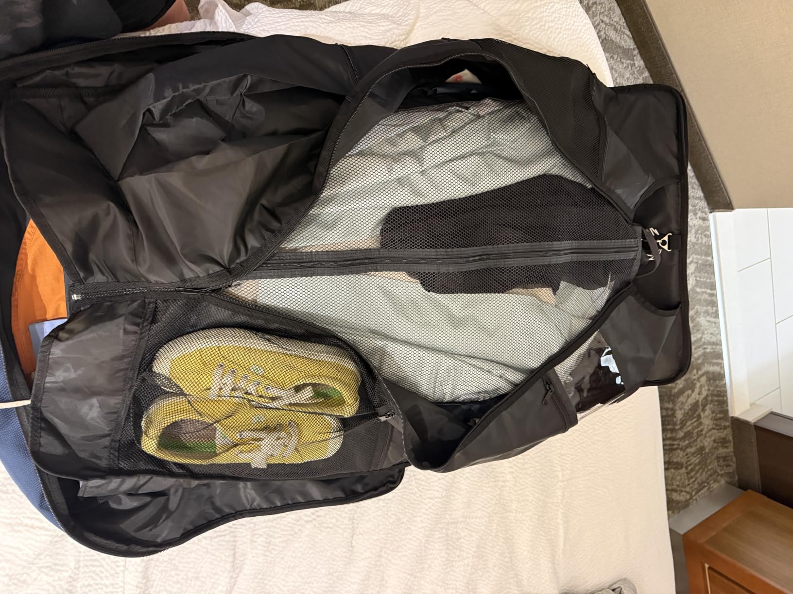 Garment Bag for Travel, Large Carry On Suit Bag for Business Up to 3 Suits, Wrinkle Free Garment Bag for Hanging Clothes with Shoulder Strap, Laptop Compartment, and Wet-Dry Pocket customer photo 1