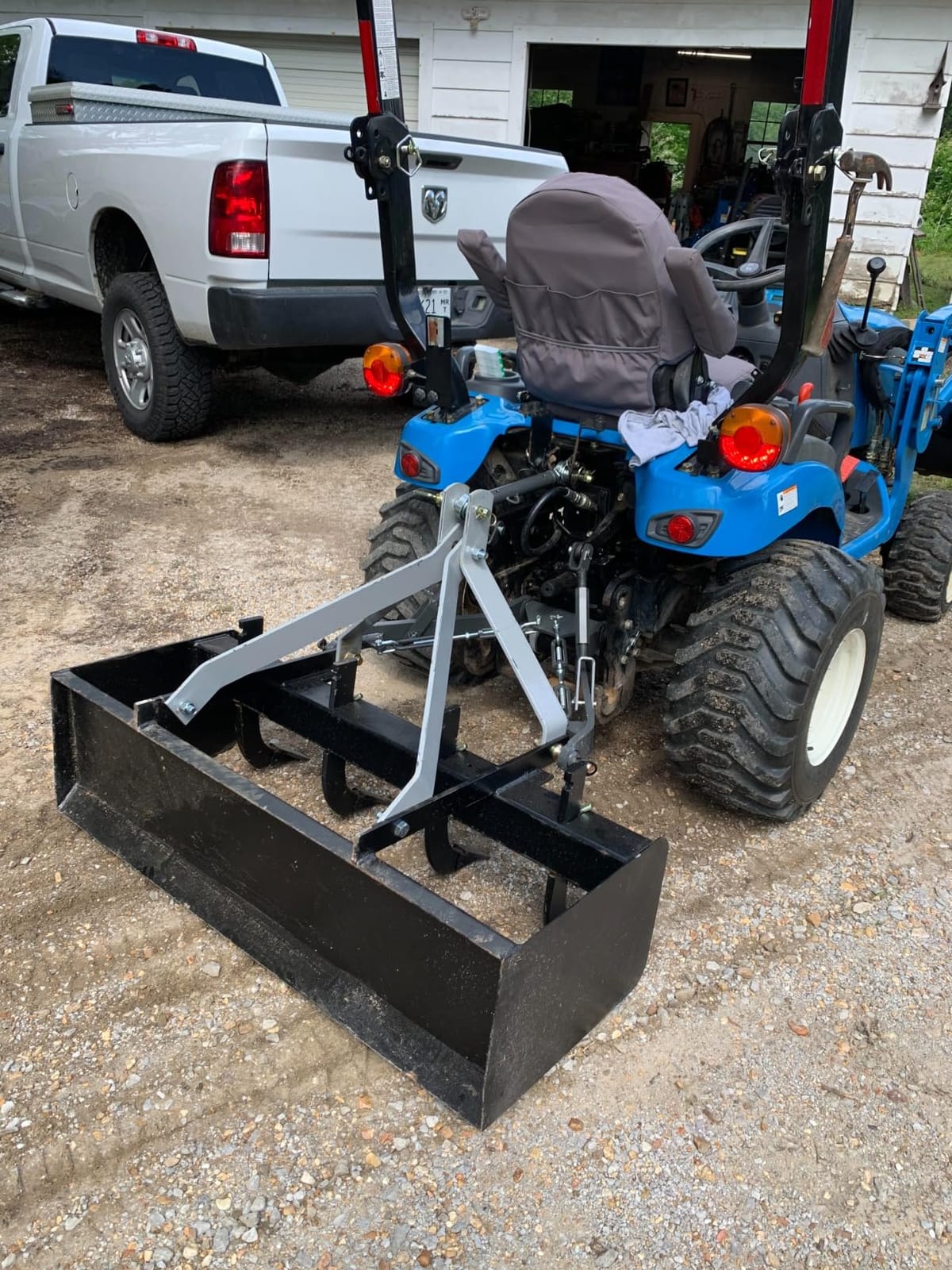 KUAFU 3 Point Hitch Kit Compatible with Kubota BX Tractors Models | Compatible with Kubota BX Tractor Models, Gray Powder Coated Steel customer photo 1