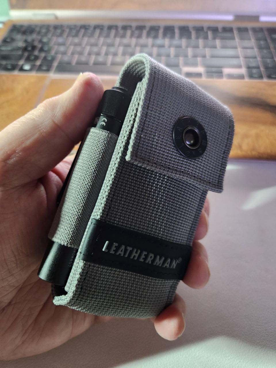 OLIGHT I3T 2 EOS Pocket Small EDC Flashlight (Black) customer photo 2