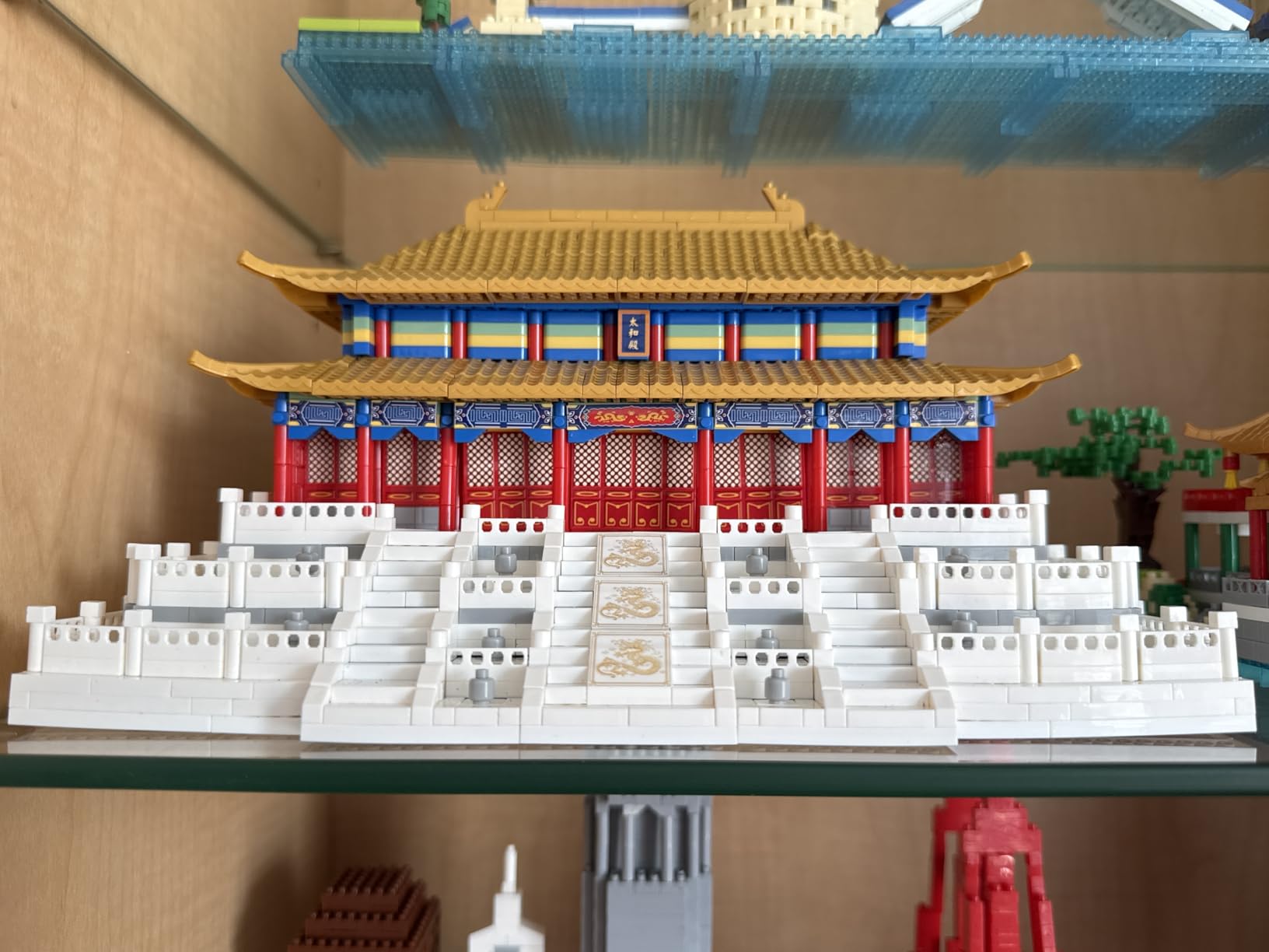 Chinese Architecture Building Block, Yellow Crane Tower Micro Building Kit | with Cherry Blossom Tree for Adults, Collectible Miniature Model, Historic Temple Landmark DIY Creative Gift (2200PCS) customer photo 1