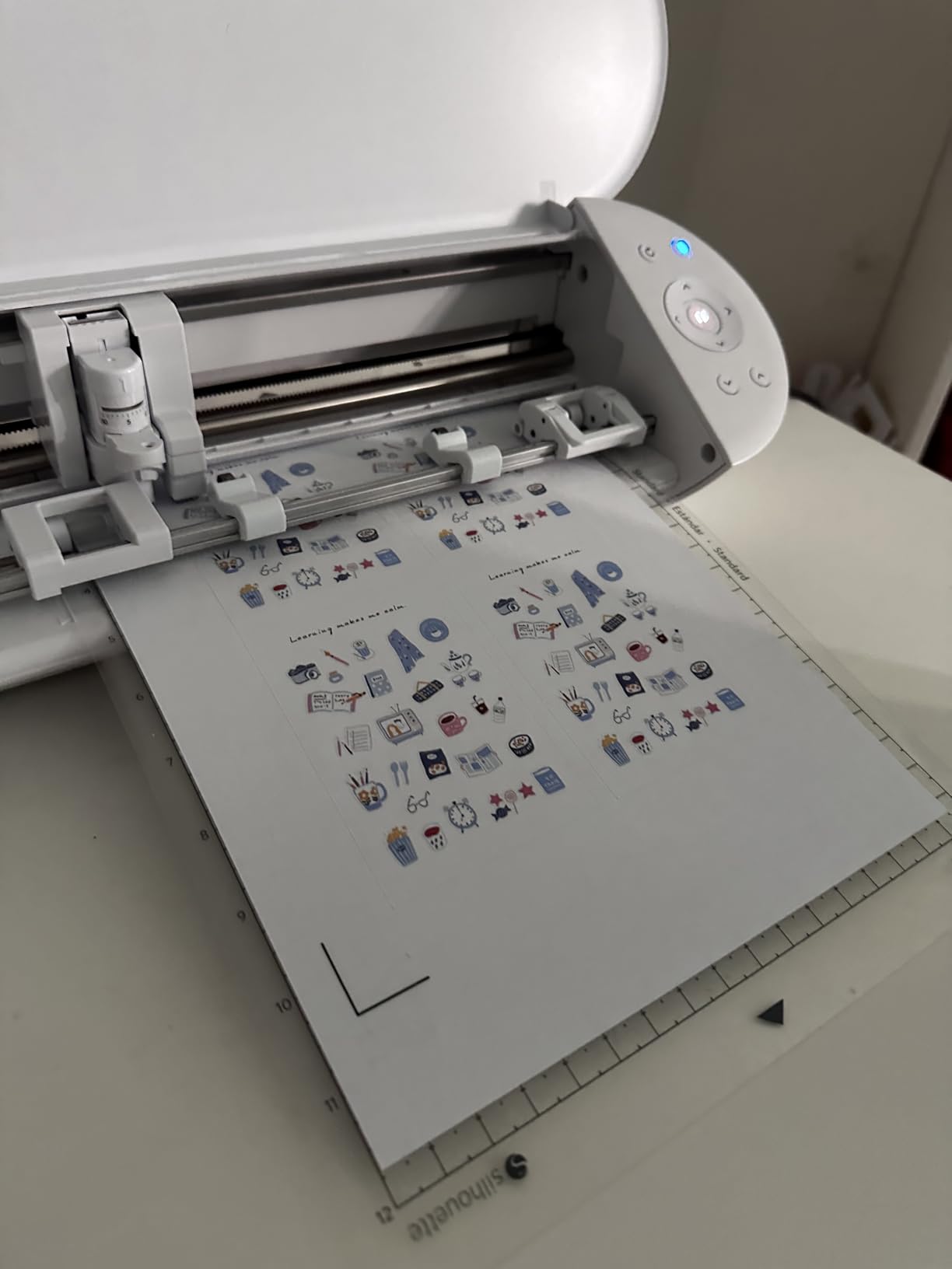 Silhouette Portrait 4 - 9 inch Vinyl Cutting Machine with Studio Software, PixScan, Electric Tool and ES Mat Compatible, SNA and IPT Enabled, 50 db | Bluetooth and USB, Autoblade 2 Included, Silhouette Studio, Ipt, Electrostatic Mat Compatible customer photo 1