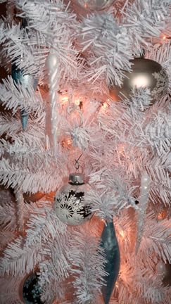 Goplus 6 FT Pencil Christmas Tree, Pre-Lit, Folding Metal Stand, Green | Artificial Slim Xmas Tree w/445 Full Branch Tips & 180 Warm White LED Lights, Holiday Decoration Tree for Indoor Home Party customer photo 2
