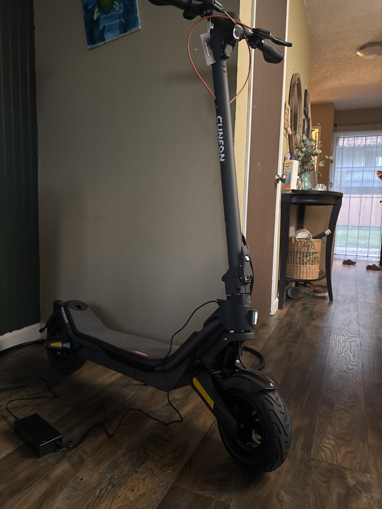 Electric Scooter - Electric Scooter for Adults, 1000/1600W Peak, up to 25-31MPH, 25-50Miles Range, 220-330lb Load, Foldable E-Scooter for Adult Teens with Damping Adjustable Suspensions, Turn Signals customer photo 2