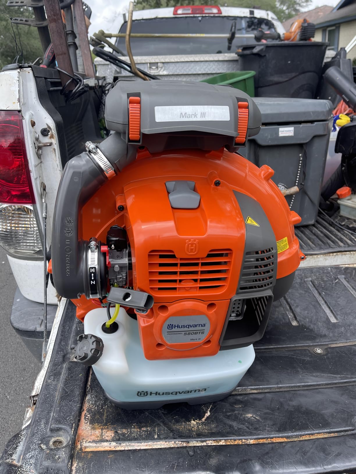 Husqvarna 580BTS Gas Backpack Leaf Blower, 75.6-cc 4.59-HP 2-Cycle Gas Leaf Blower, 1000-CFM, 47-N, 220-MPH customer photo 1