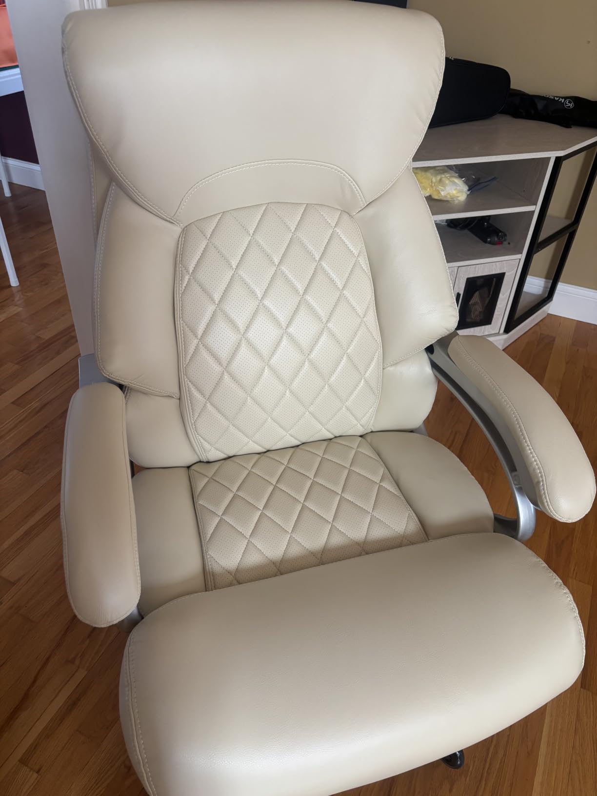 Big and Tall Office Chair for Heavy People, 500LBS High Back Extra Wide Heavy Duty Executive Office Chair Comfortable for Home Office, Large Computer Desk Chair with Adjustable Lumbar Support Brown customer photo 1