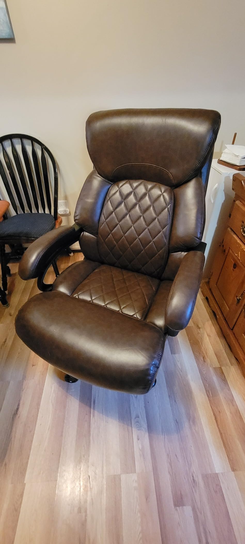 Big and Tall Office Chair for Heavy People, 500LBS High Back Extra Wide Heavy Duty Executive Office Chair Comfortable for Home Office, Large Computer Desk Chair with Adjustable Lumbar Support Brown customer photo 2