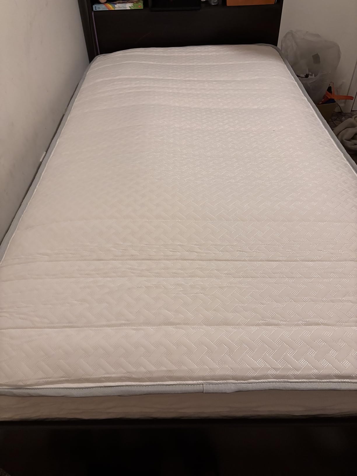 Zinus 8 Inch Short Queen Foam and Spring RV Mattress, Medium Feel customer photo 2