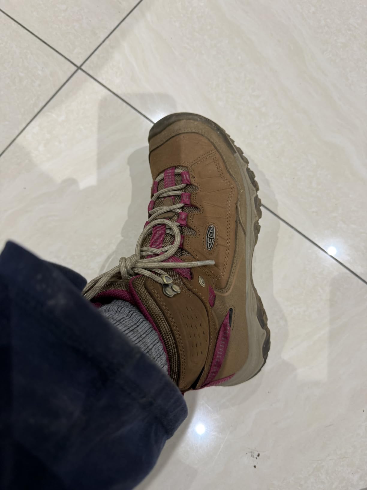 KEEN Women's Targhee 4 Mid Height Durable Comfortable Waterproof Hiking Boots customer photo 1