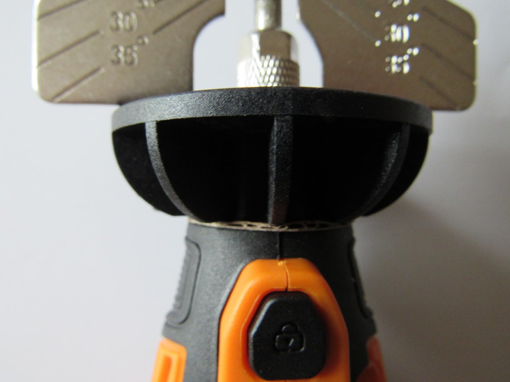 Sharp Pebble Electric Cordless Chainsaw Sharpener Kit - Chain Saw Tool | 4 File Size Sharpening Wheels, Angle Attachment, Wrench & eBook - Sharpen Chainsaw Chains Anywhere, Anytime customer photo 1