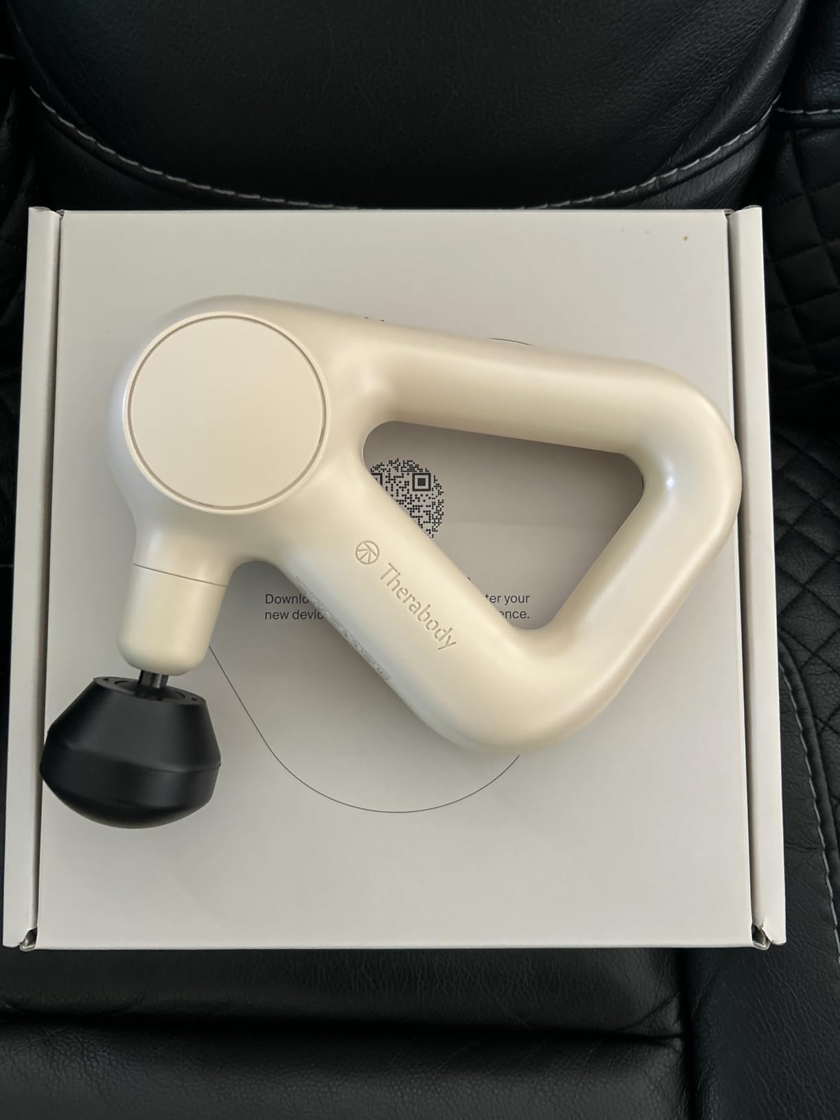 TheraGun Therabody Relief Massage Gun | for Daily Comfort | 3-Speed | Navy | Quiet Handheld Percussion Muscle Massager for Back, Leg & Shoulder Pain Relief. Lightweight, Easy to Use, Ergonomic Grip customer photo 1