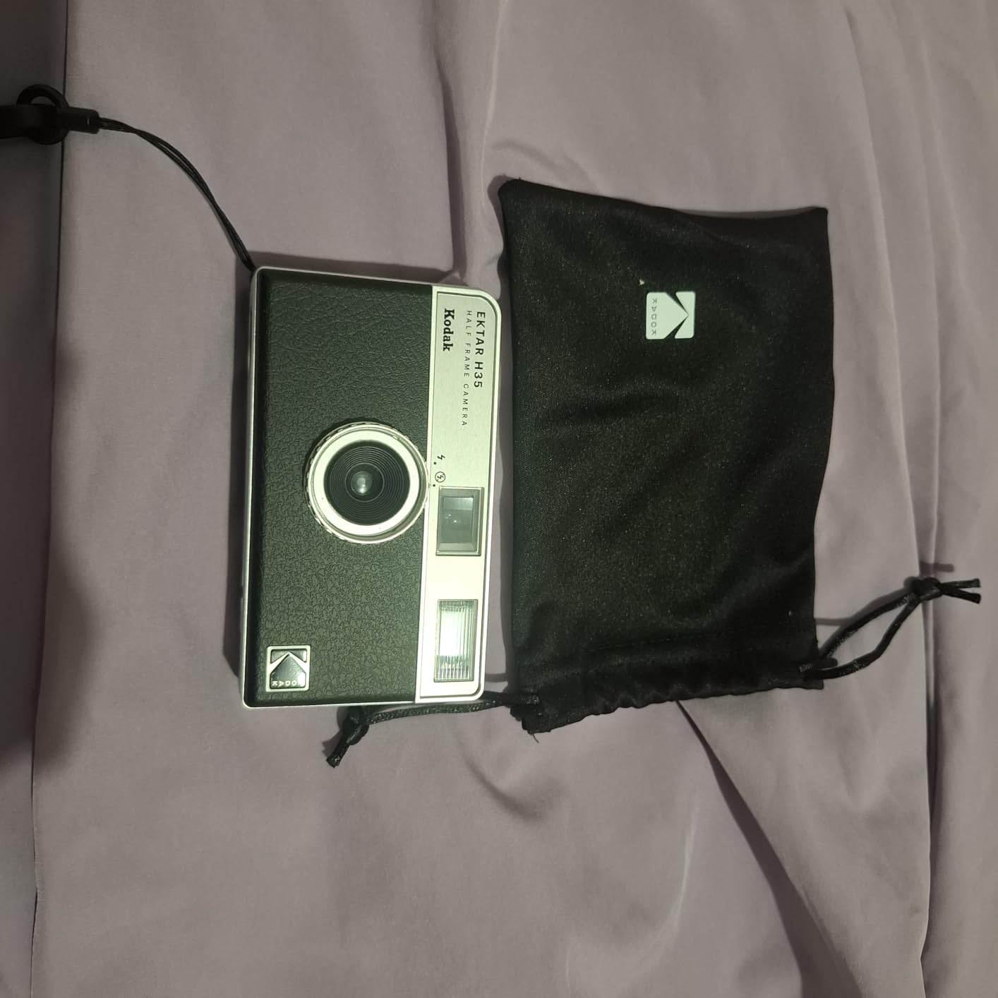 Kodak EKTAR H35 Half Frame Film Camera (Sage, Bundle with 24exp Film) customer photo 1