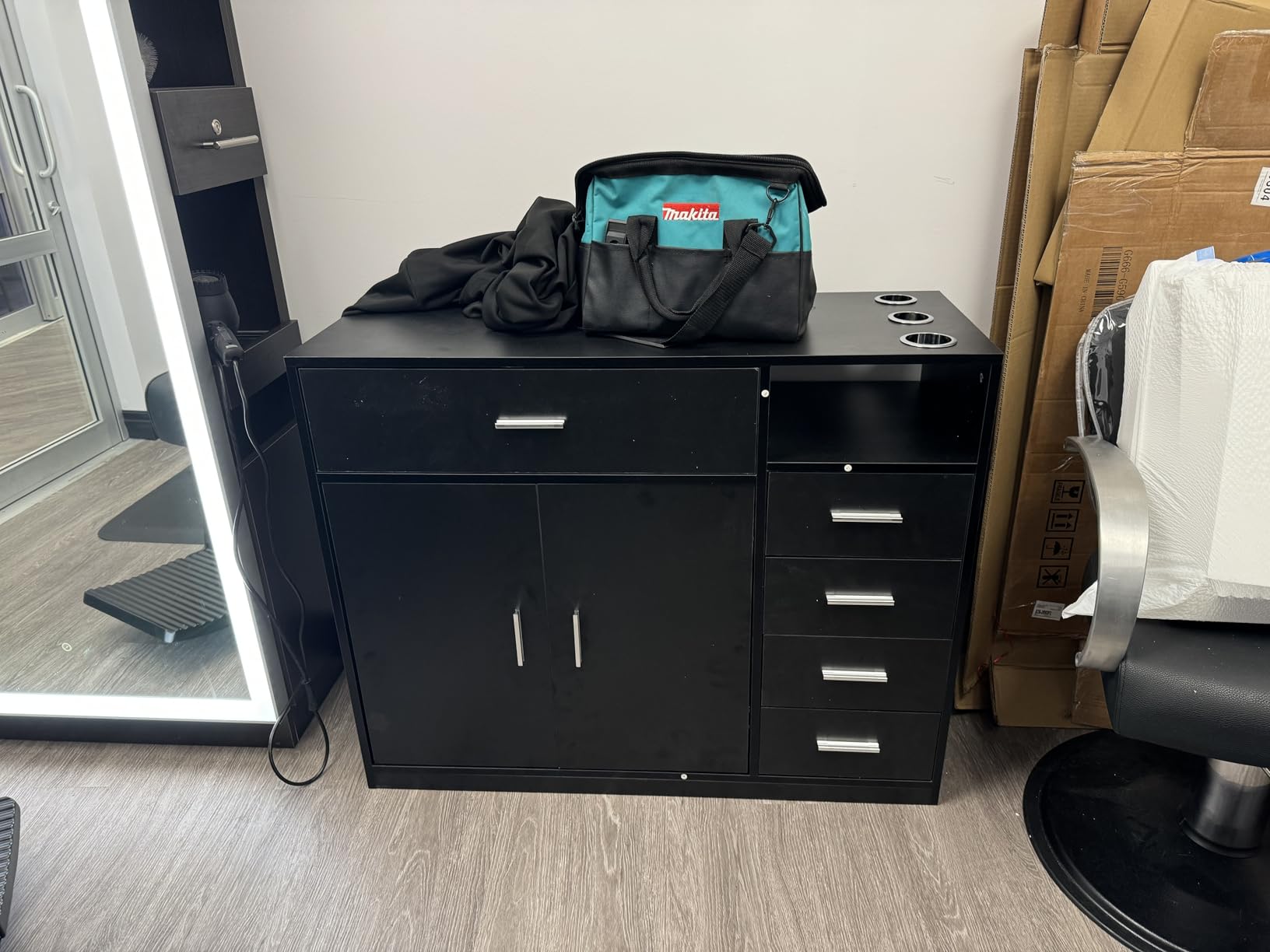OmySalon Salon Station Free Standing Cabinet, Barber Hair Styling Stations, Beauty Spa Equipment with 5 Drawers, 1 Storage Cabinet, 3 Hair Dryer Holders, Black customer photo 1