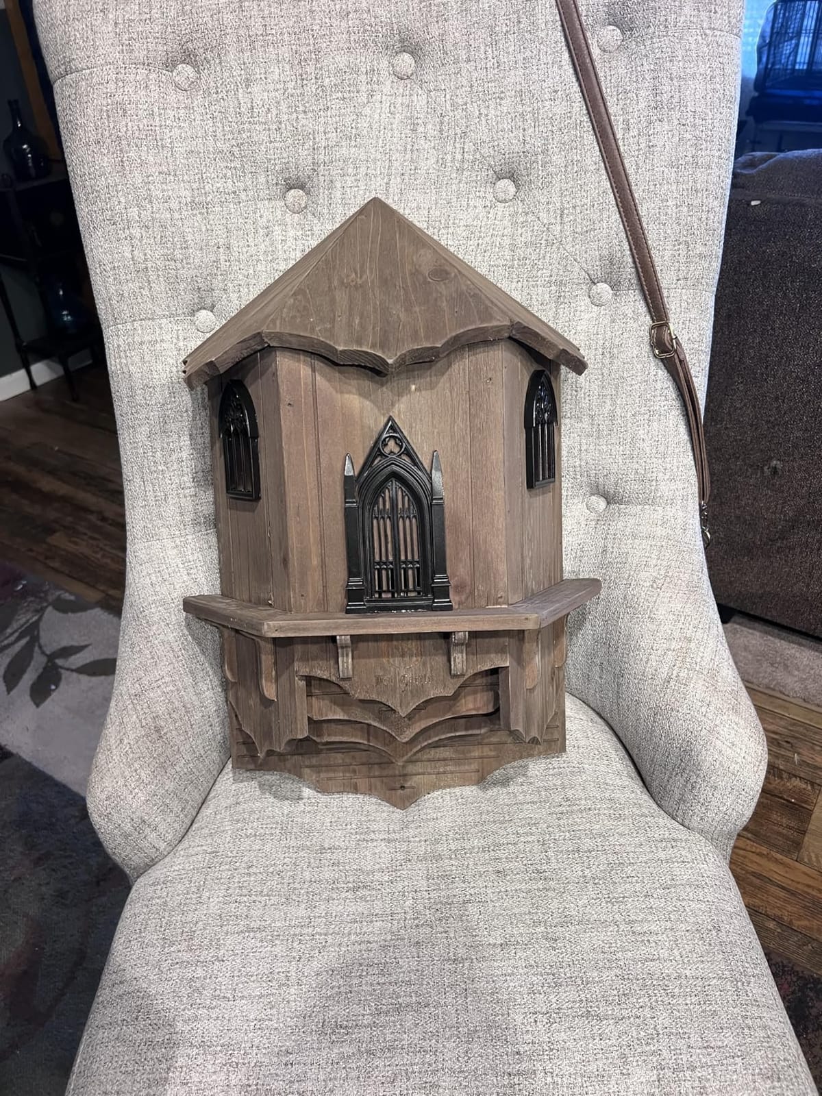 VIREESR Bat House for Outdoors, Castle 3-Chamber Bat Box, 100-Capacity | Cedar Wooden Bat House, Bat Boxes for Outside for Tree, 3 Chamber Design to Attract Bats, Weather-Resistant, Black customer photo 1