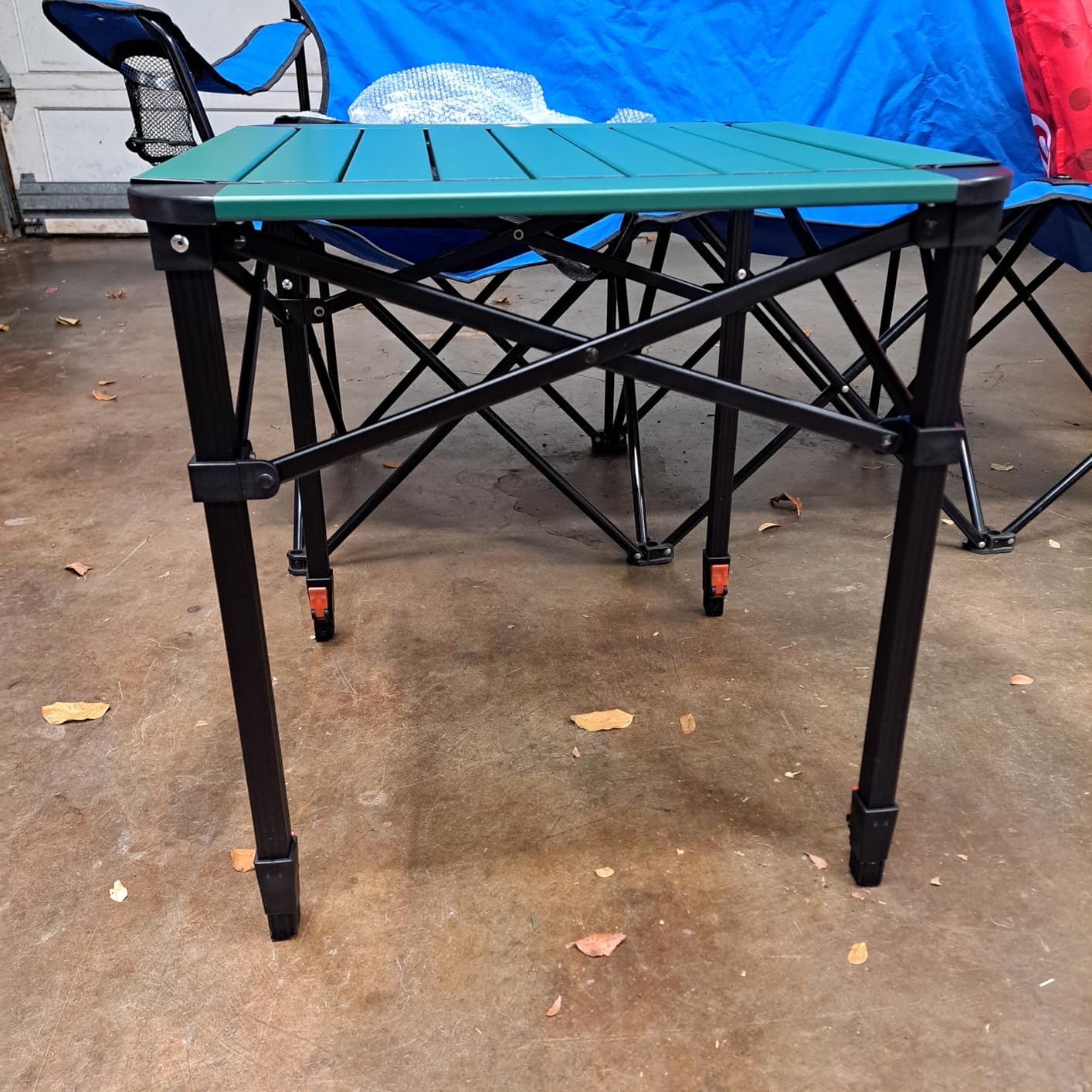 VILLEY Folding Camping Square Table with Carry Bag, Lightweight Aluminum Adjustable Square Table for Outdoor, Camping, Picnic, Backyards, BBQ, Small customer photo 2