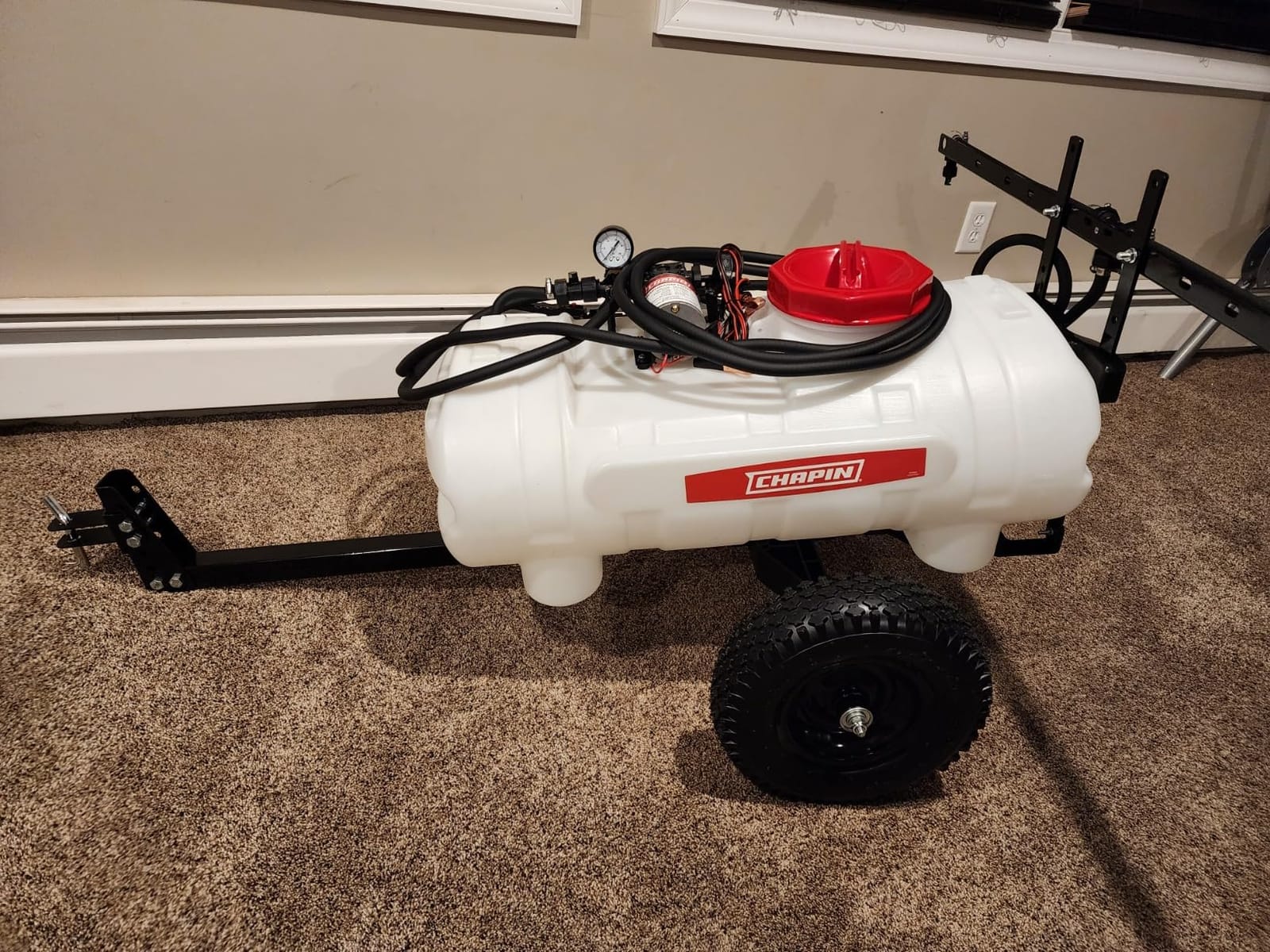 Chapin 97664: Made in The USA 15-Gallon Tow-Behind 2.5GPM/12V EZ Mount Deluxe Multi-Purpose ATV/UTV Tank Sprayer for Lawn & Garden, Farm & Acreage, Weed Control, with 2-Nozzle Spray Boom Attachment customer photo 2