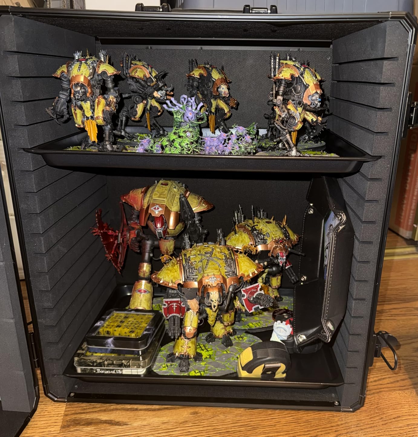 Miniatures Storage Case Miniatures Transport Case Aluminum Alloy Frame with Lock (X-Large Size) customer photo 1