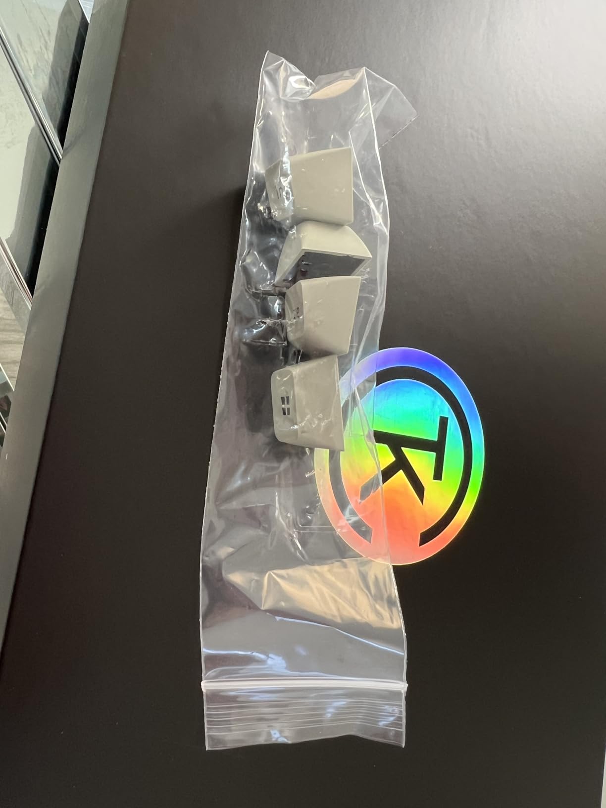 Q1 Max RGB QMK/VIA Custom Mechanical Keyboard, Full Metal Programmable Knob 2.4 GHz/Bluetooth/Wired Keyboard with Hot-Swappable Gateron Jupiter Red Switch for Mac Windows Linux - White customer photo 1