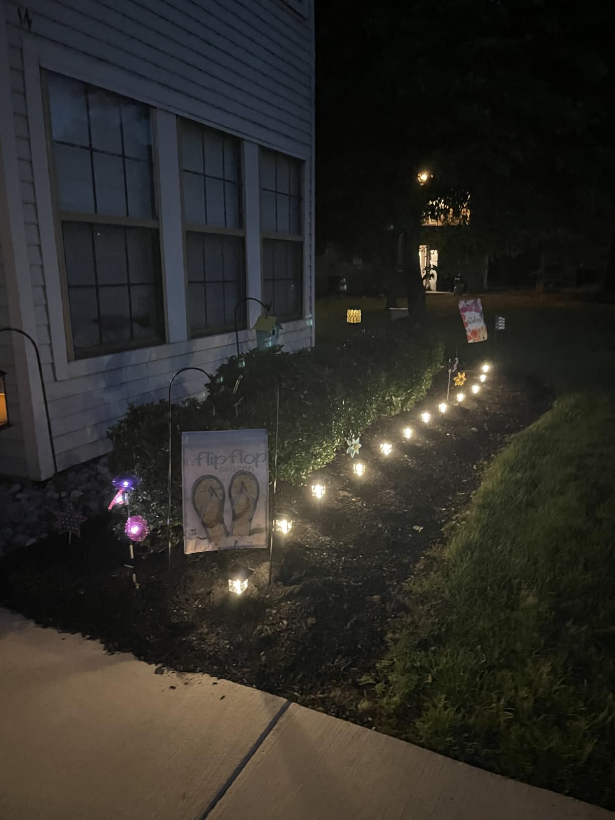 Greluna Solar Lights Outdoor, 12 Pack 3000K Waterproof Auto On/Off Solar Pathway Lights for Your Garden, Landscape, Path, Yard, Patio, Driveway, Walkway Decor customer photo 2
