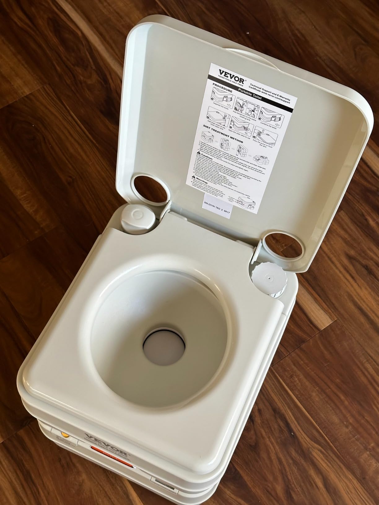 VEVOR Portable Toilet for Camping, RV Toilet with Carry Bag, 5.3 Gal Waste Tank & 3.2 Gal Flush Tank, Push-Button Pressurized Flush Commode, Leak-proof and Odourless Travel Toilet for Camping Car customer photo 2