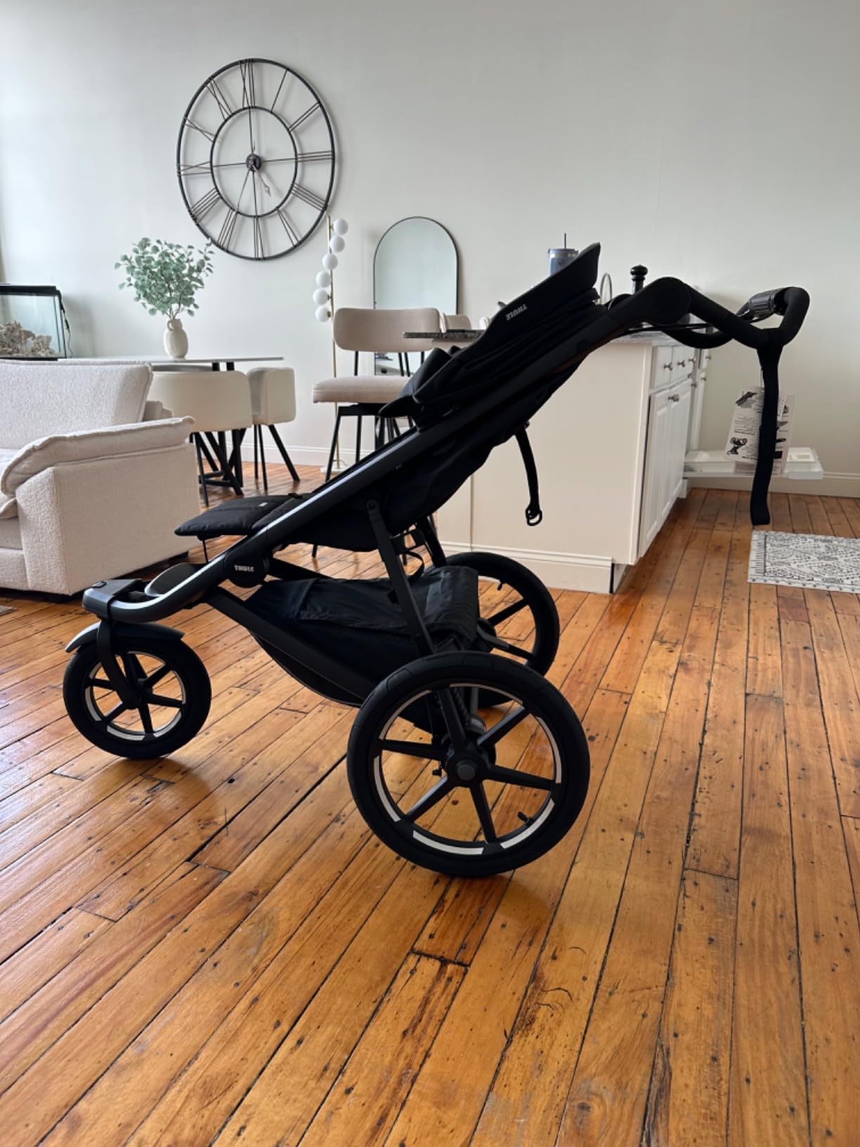 Thule Urban Glide 3 Single Child All-Terrain Stroller, Full-Suspension System, Air-Filled Tires, Upright seat with Adjustable Recline and Built-in legrest customer photo 2