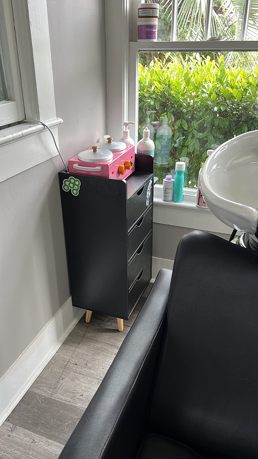 OmySalon 4-Layer Salon Station Storage Cabinet, Beauty Barber Styling Stations, Hair Stylist Station Equipment with 2 Hair Dryer Holders, 4 Drawers and Raised Table Legs, Rustic Brown customer photo 1