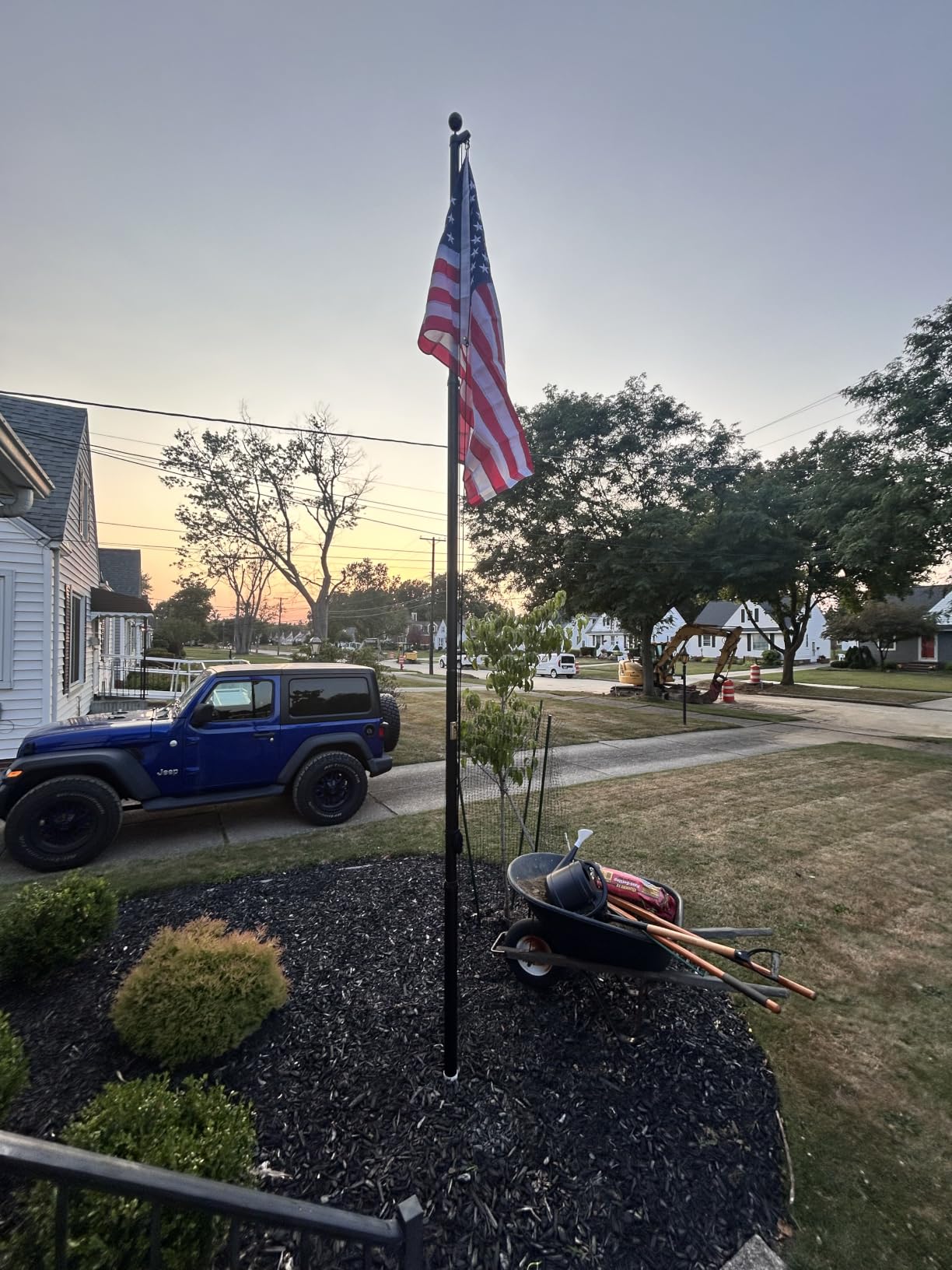 25 FT Heavy Duty Flag Pole 130MPH Wind Test 10 Gauge for Outside House | 45K PSI & 95 HBW Hard Aerospace Aluminum Flagpole, In-Ground Flagpole Kit customer photo 2
