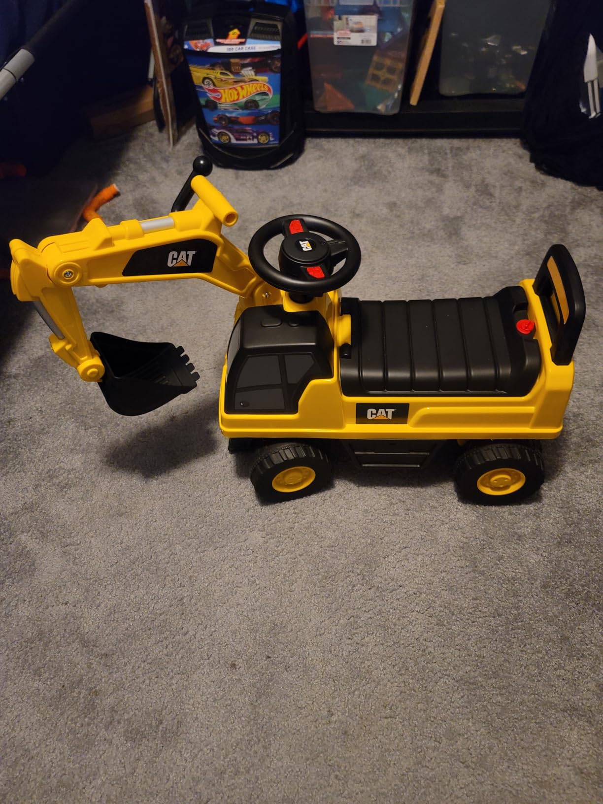Best Ride On Cars CAT Excavator Push Car - Licensed Caterpillar Ride-On Digger Toy for Kids with Rotating Bucket & Under-Seat Storage - Construction Vehicle for Toddlers customer photo 2