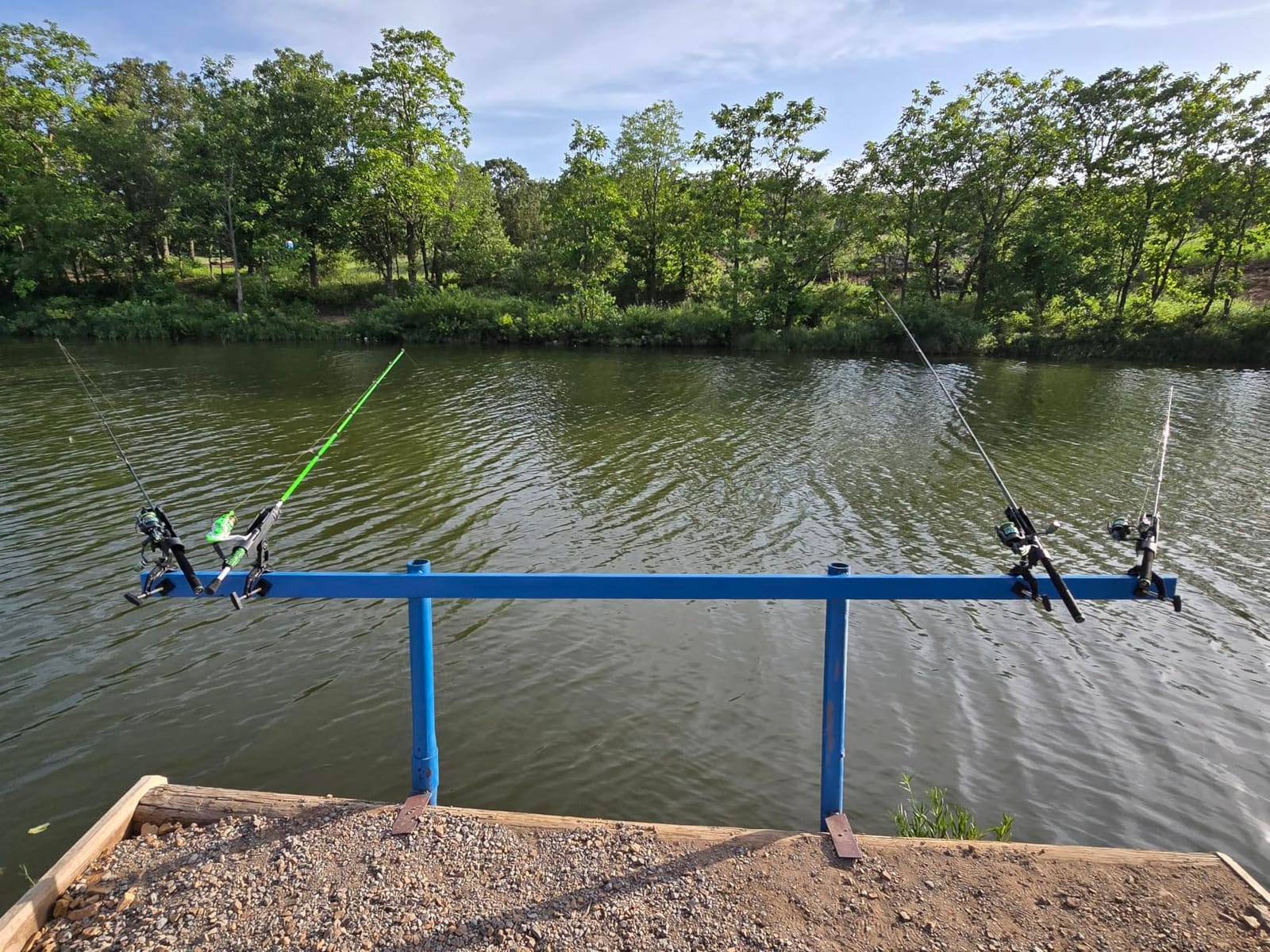 PLUSINNO 1/2/4 Pack Fishing Rod Holders for Boat, Enlarged Clamp Dual-V Shaped Design customer photo 2