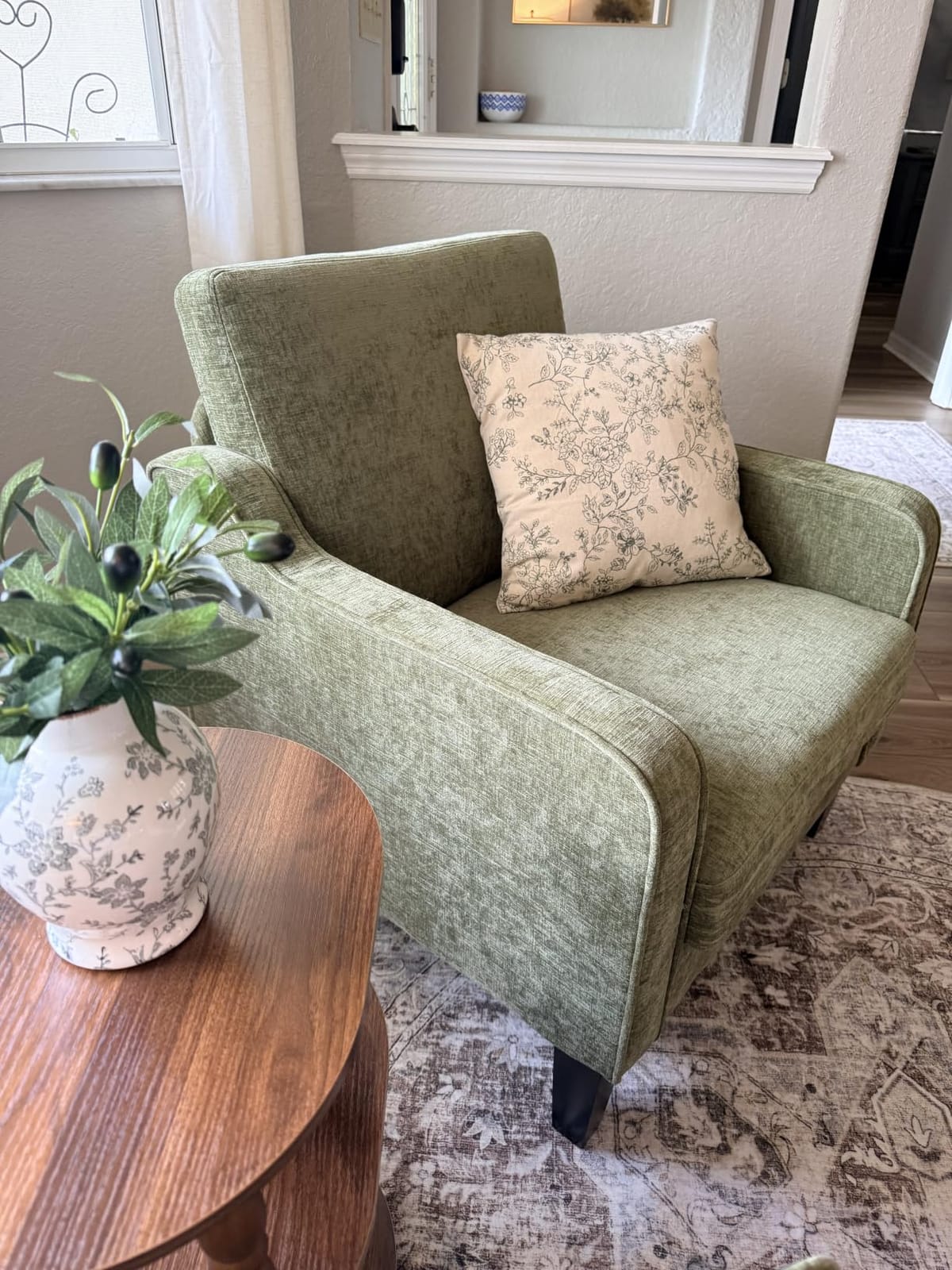 VINGLI Light Grey Accent Chair, Chenille Fabric Armchair for Living Room, Upholstered Reading Chair for Bedroom, Modern Traditional Sofa Chair, Comfy Chair for Small Space, Apartment, Waiting Room customer photo 1