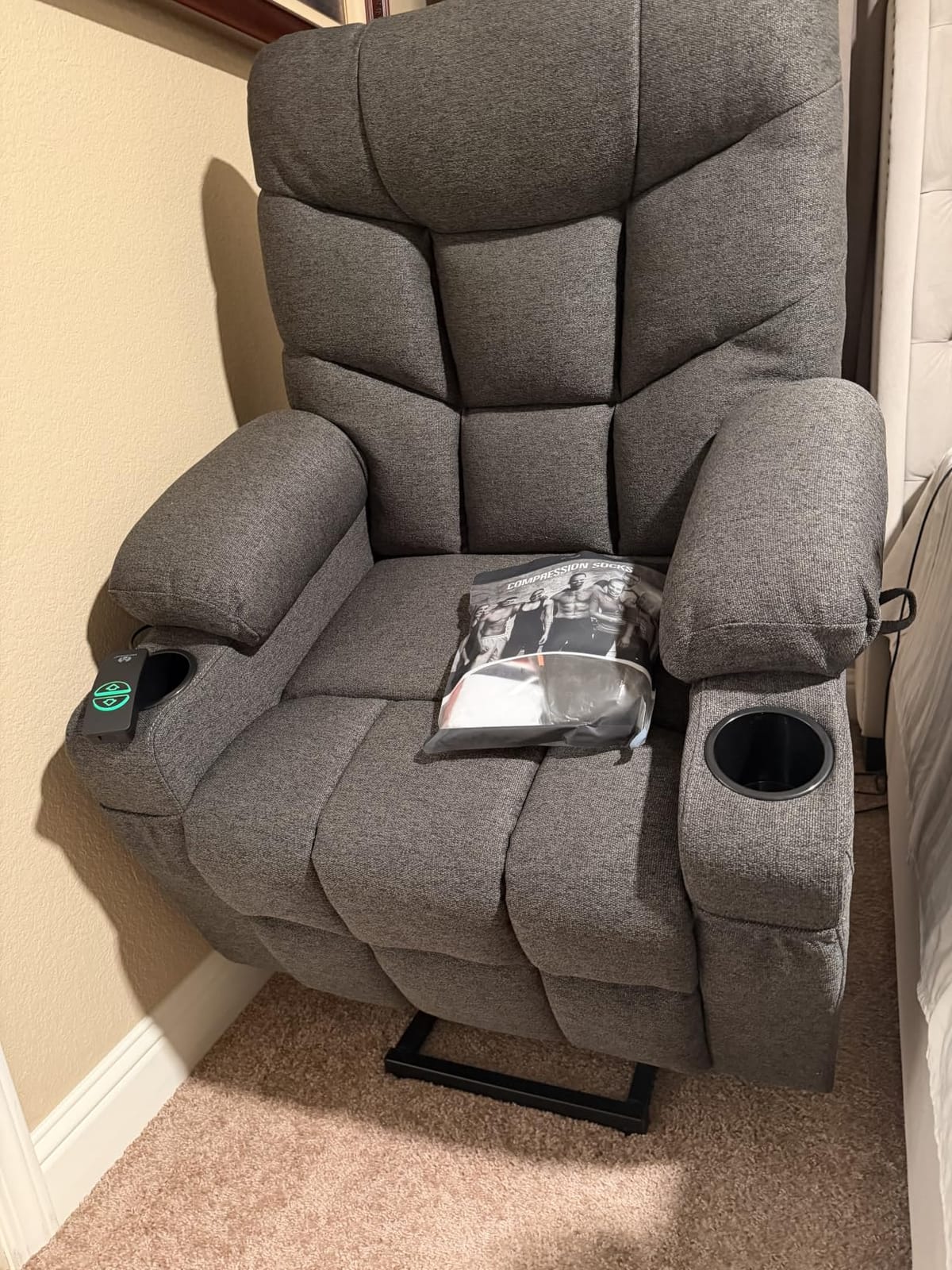MCombo Oversized Power Lift Recliner Chair with Extended Footrest, Extra Wide for Big and Tall Elderly People, Fabric R7289 (Brown, Medium-Wide) | 26