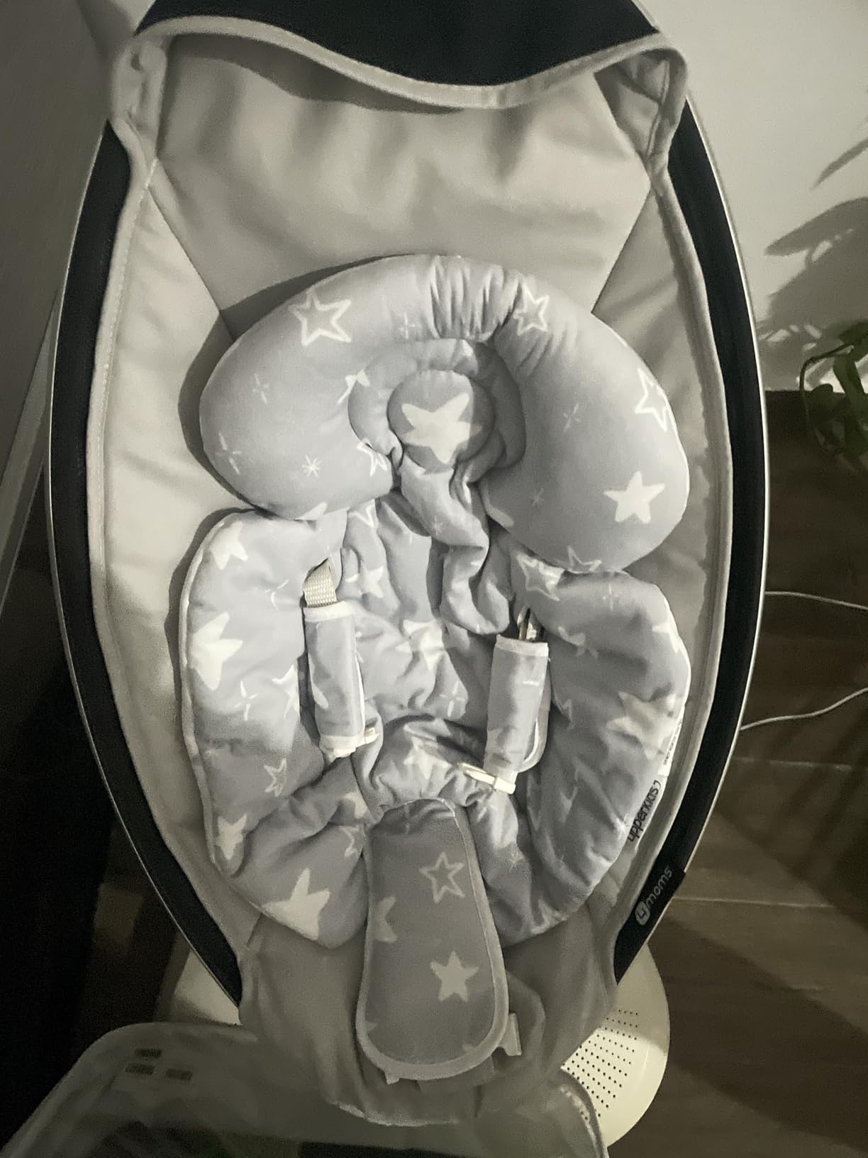 Mamaroo Infant Insert Compatible with 4moms MamaRoo & RockaRoo Swing | Enlarged Head & Body Support Cushion, Reversible Design, Soft Breathable Fabric with Flowers, Machine Washable customer photo 2