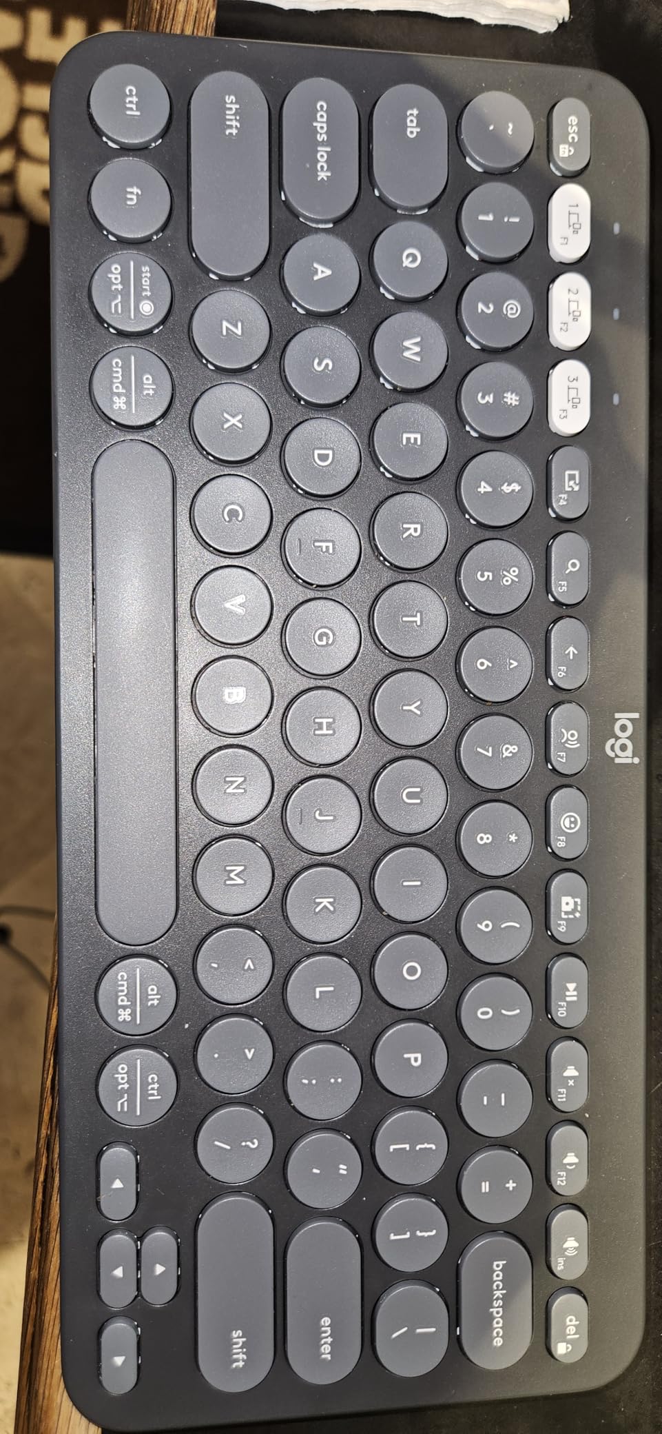 Logitech Pebble Keys 2 K380s Keyboard, Bluetooth, Wireless - Tonal Rose | Multi-device, customizable shortcuts, slim and portable, Easy-Switch for Windows, macOS, iPadOS, Android, Chrome OS customer photo 2
