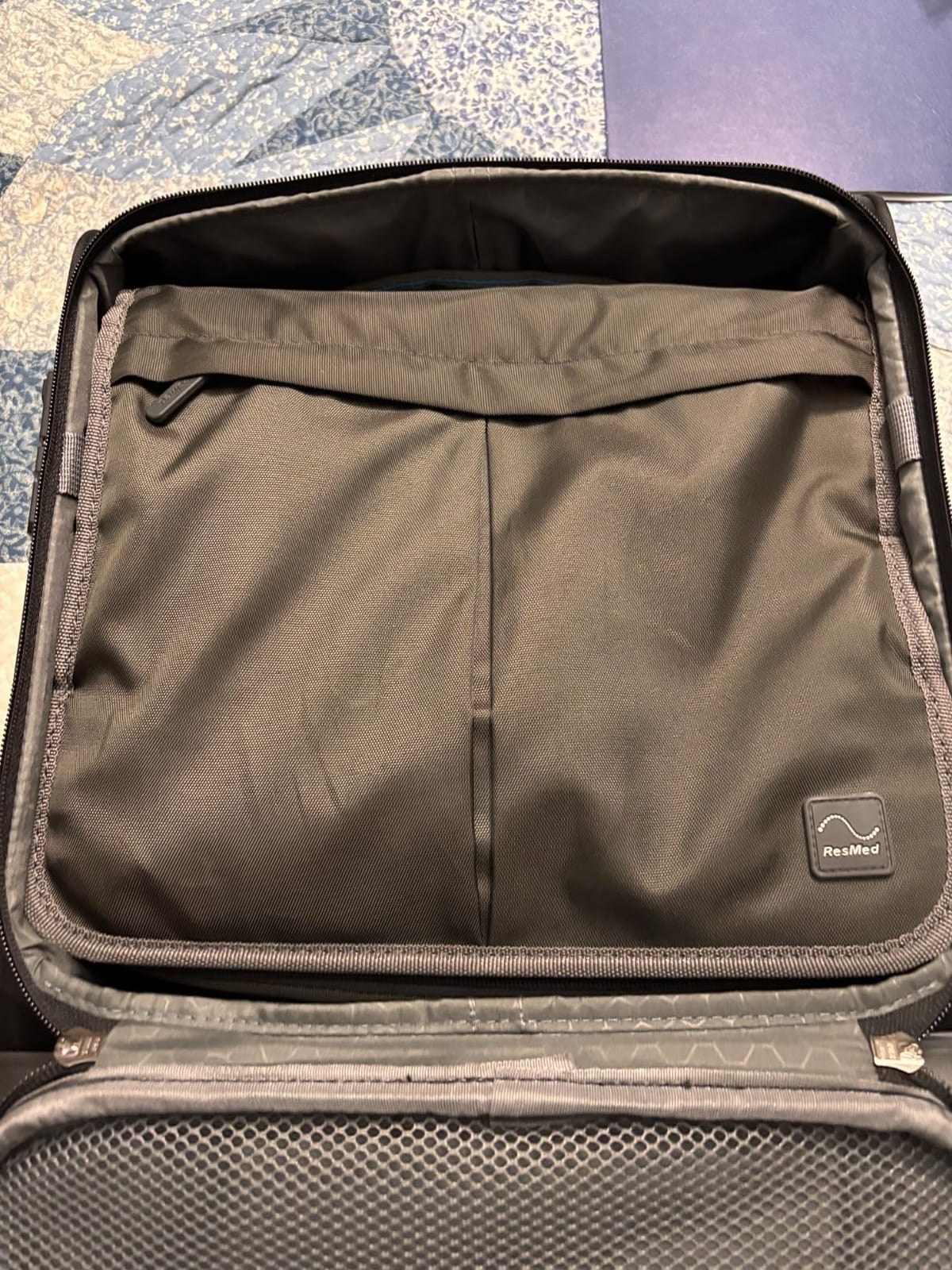 Hanke Luggage Set, 3 Piece 20/24/28 Inch Suitcases with Garment Compartment customer photo 2