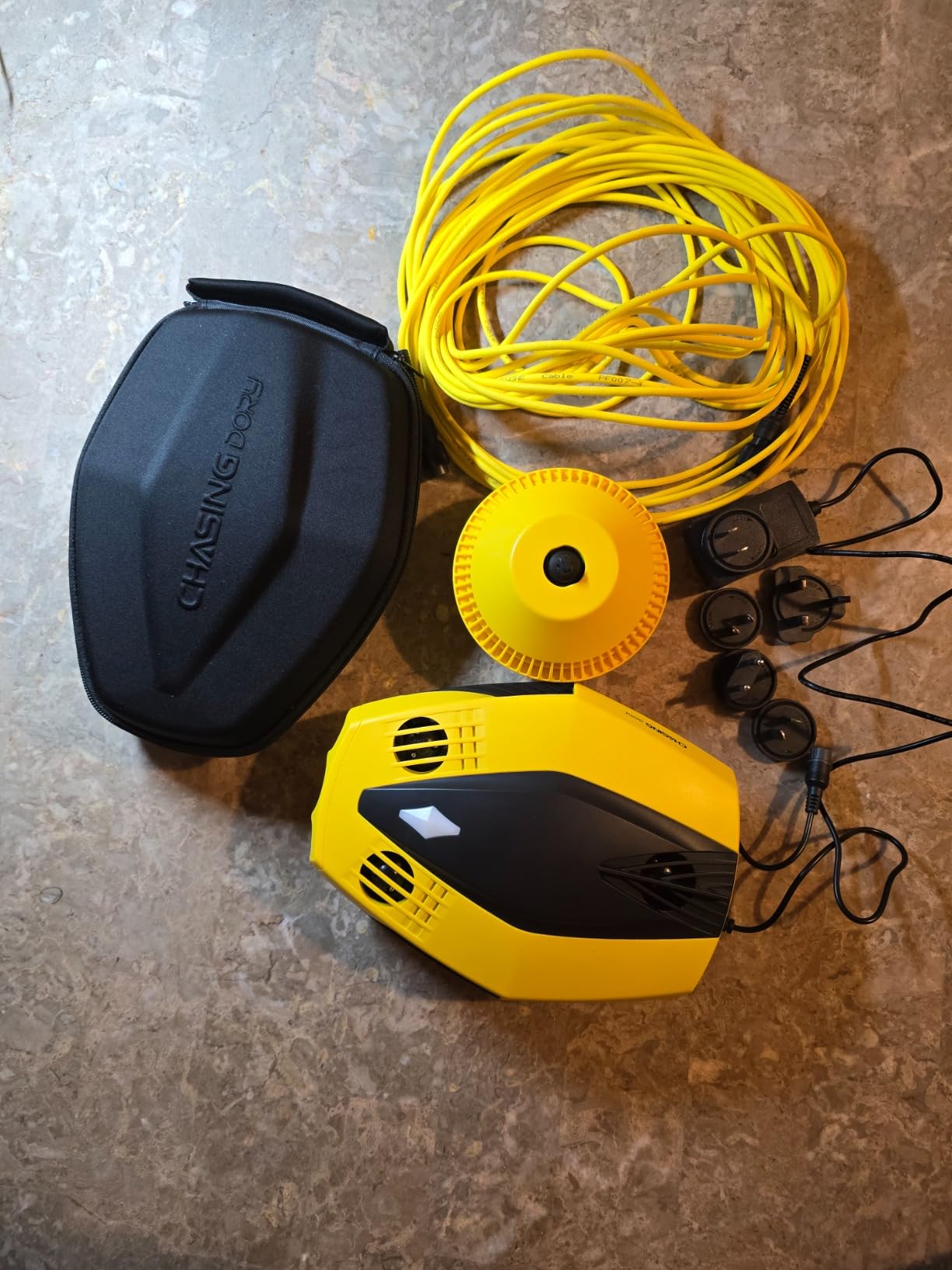 Chasing Dory Underwater Drone - Palm-Sized 1080p Full HD Underwater Drone with Camera for Real Time Viewing, APP Remote Control Purple (Yellow) customer photo 2