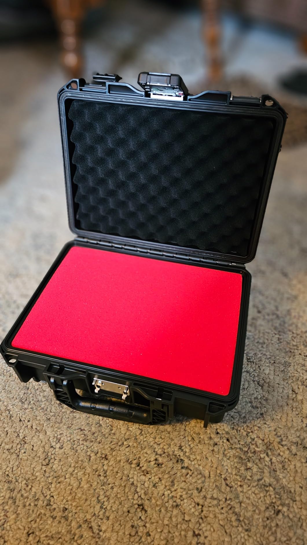 Kinghardcase Hard Pistol Case, Waterproof Shockproof Lockable Handgun Case with Foam, TSA Compliant Travel Case for Semi-Auto Pistols and Revolvers customer photo 1