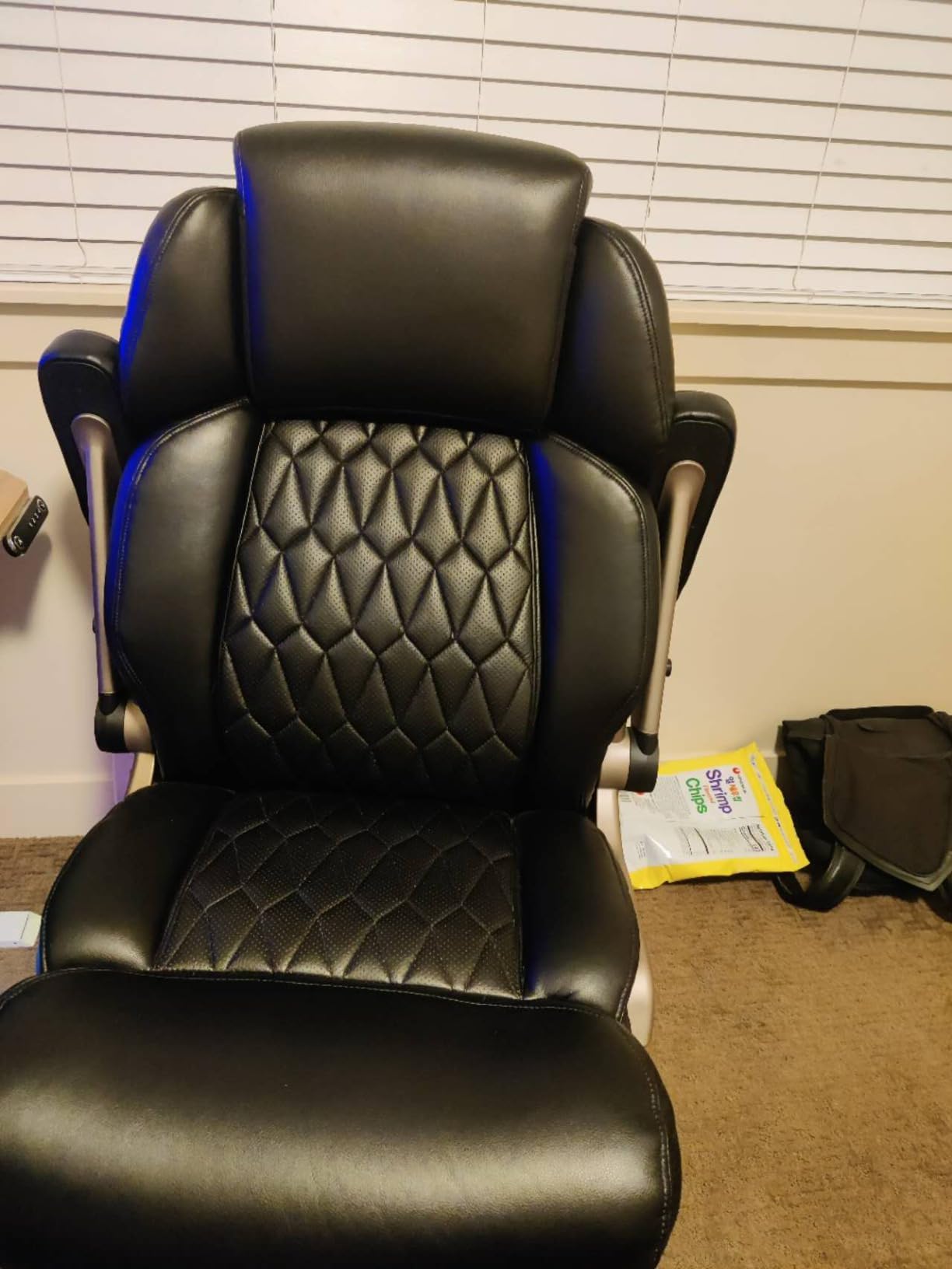 Big and Tall Office Chair 700lbs, Ergonomic High Back Computer Desk Chair | Adjustable Headrest & Lumbar Support, 3D Flip Arms, Large Wheels, Heavy Duty Metal Base, Thick Padded Wide Seat Executive Chair customer photo 1