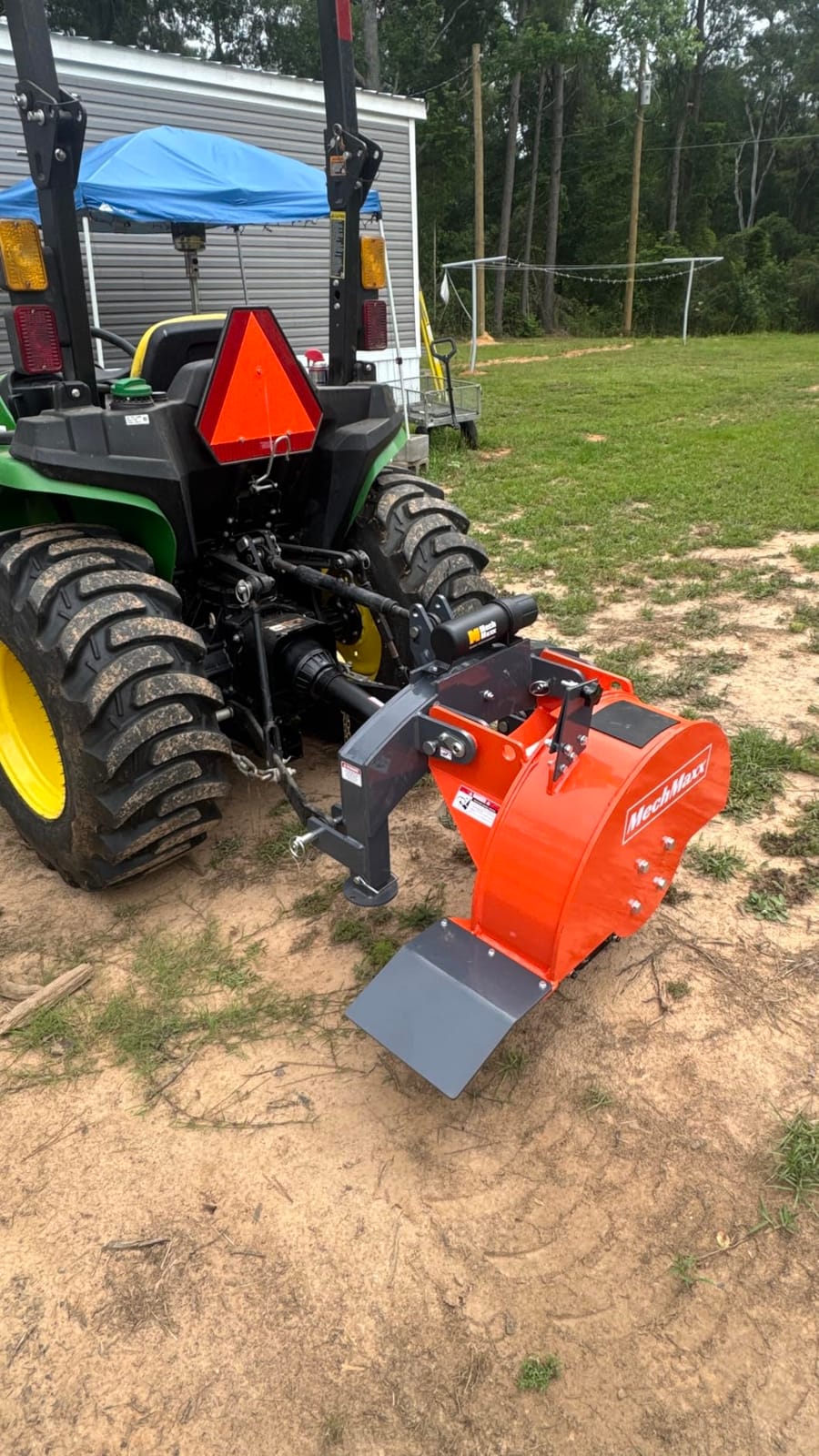MechMaxx Heavy Duty 3-Point PTO Powered Stump Root Grinder For 15-45HP Tractors With 34 Carbide Teeth, 6'' Cutting Depth, 24'' Flywheel Diameter, Model SG24 Orange customer photo 2