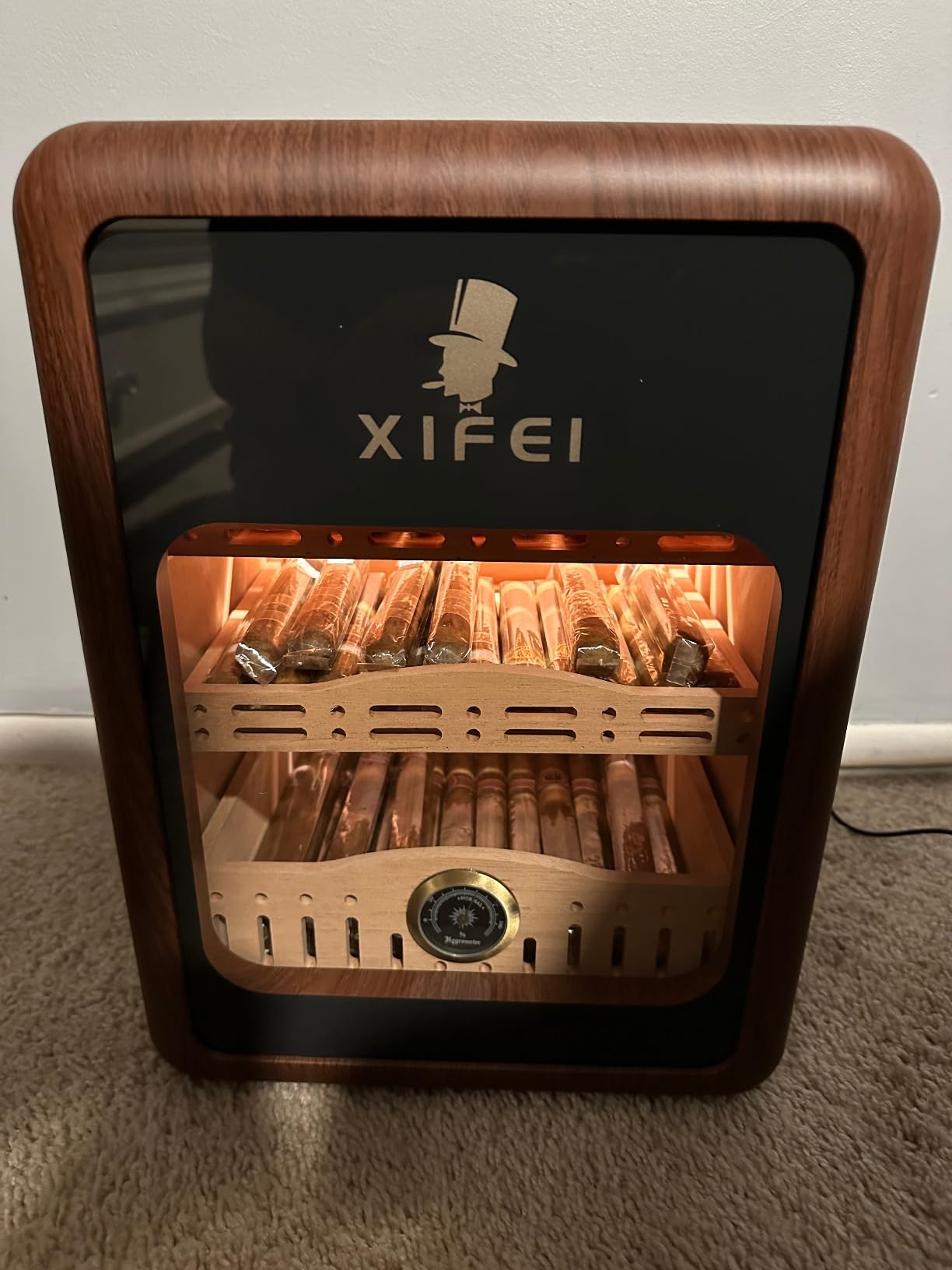 XIFEI Cigar Humidor, Cigar Humidor Cabinet for 150 Cigars, LED Lighting Desktop Humidor with Spanish Cedar Wood Shelves, Hygrometer & Humidifier, Men's Gift for Christmas Father's Day customer photo 2