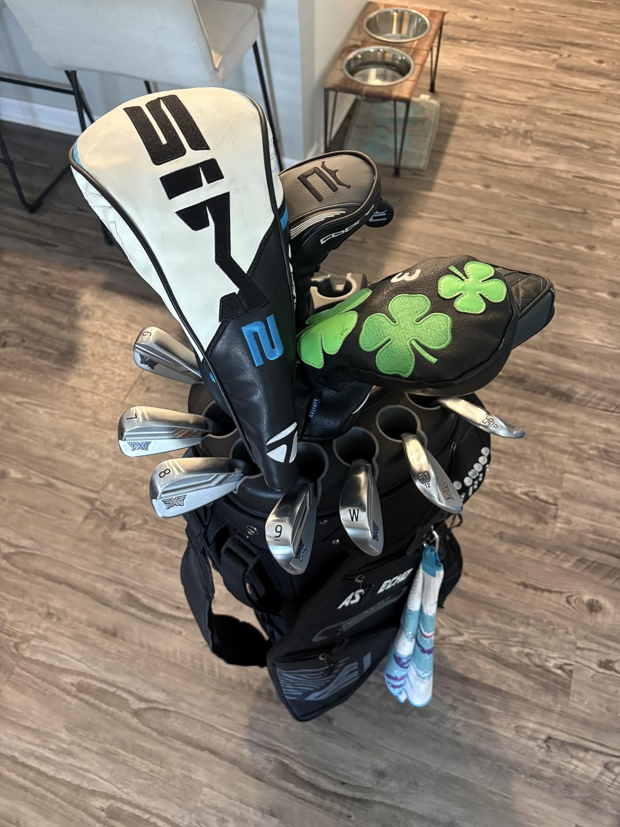 ASK ECHO T-Lock 3.0 Golf Cart Bag, Quiet 14-Way Full-Length Divider | T-Lock reduces club contact and rattle, keeping clubs easy to access. Ample storage and upgraded fabric add durability customer photo 2