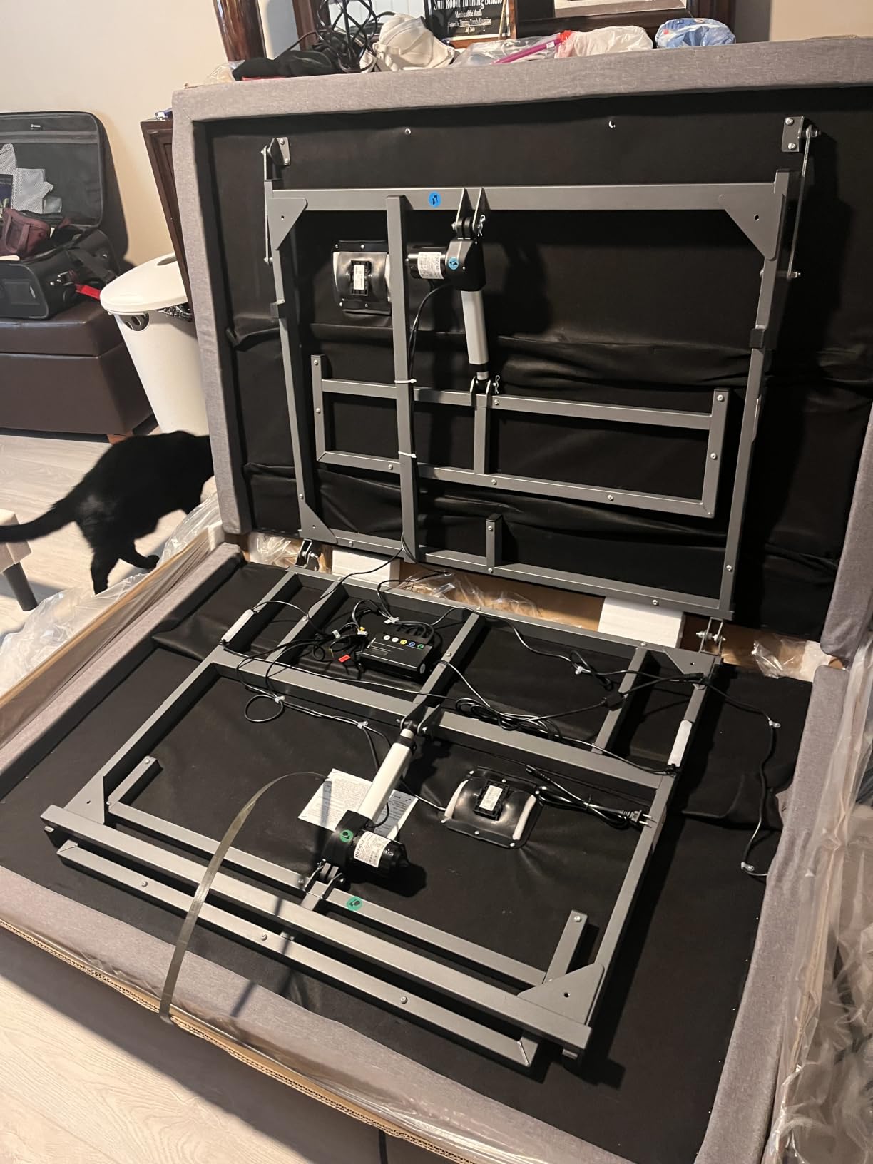 Adjustable Bed Frame Full Size with Wireless Remote, Head Foot Incline, USB, Underbed Light - Heavy Duty Platform, Zero Gravity Bedframe customer photo 1