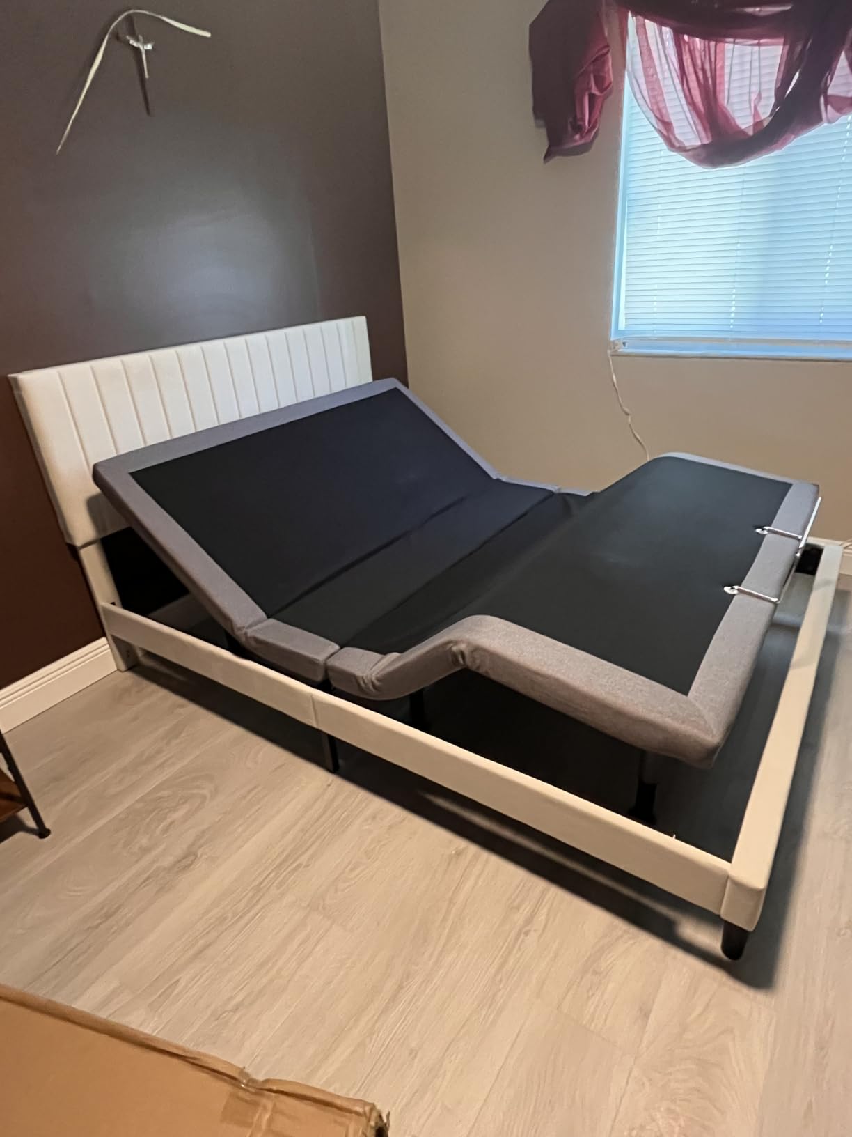 Adjustable Bed Frame Full Size with Wireless Remote, Head Foot Incline, USB, Underbed Light - Heavy Duty Platform, Zero Gravity Bedframe customer photo 2
