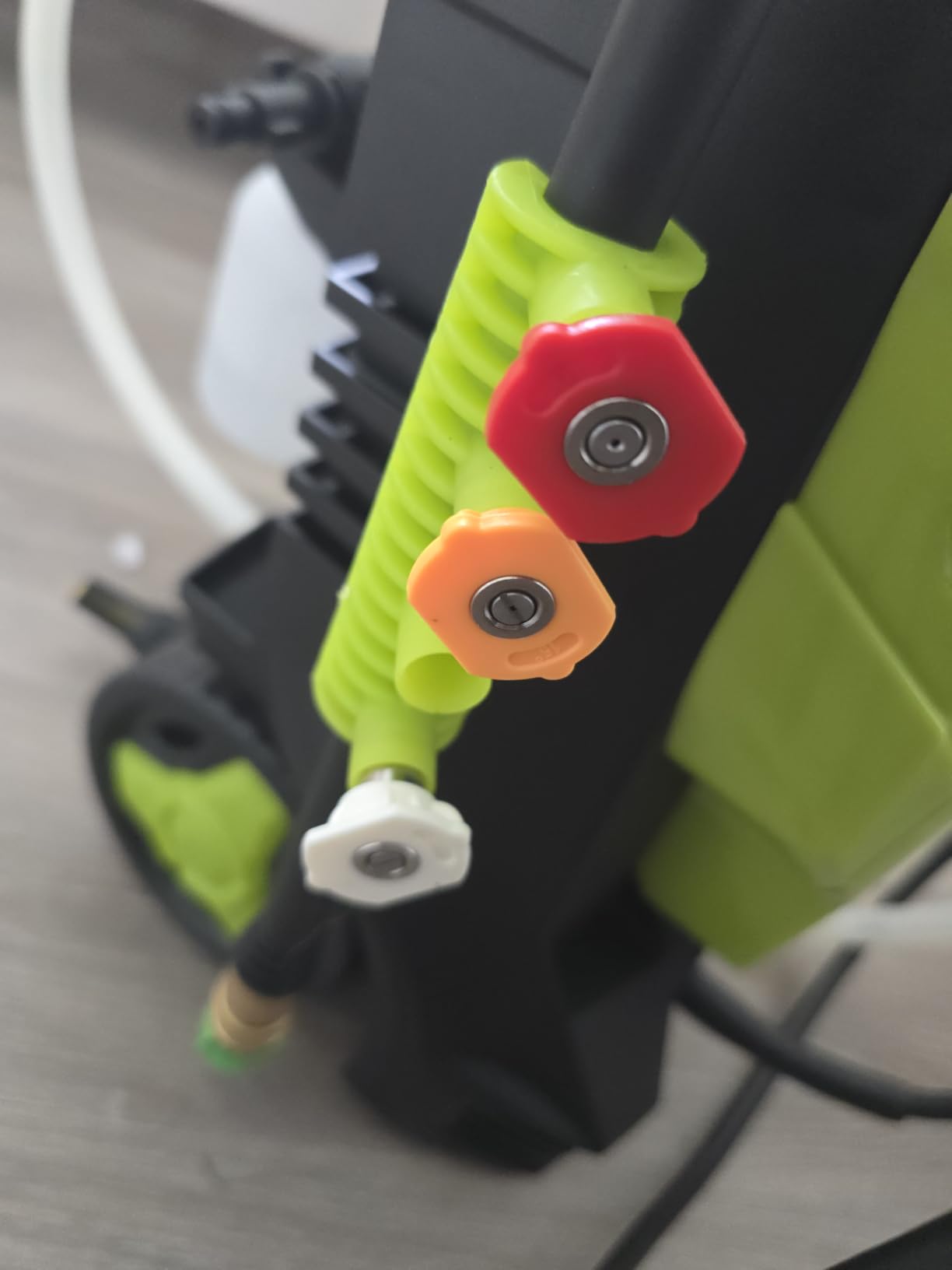 Pressure Washer, Portable Power Washer, 4 Quick Connect Nozzles, High Pressure Cleaning Machine for Car Fence Driveway Patio Washing and More(Light Green) customer photo 1