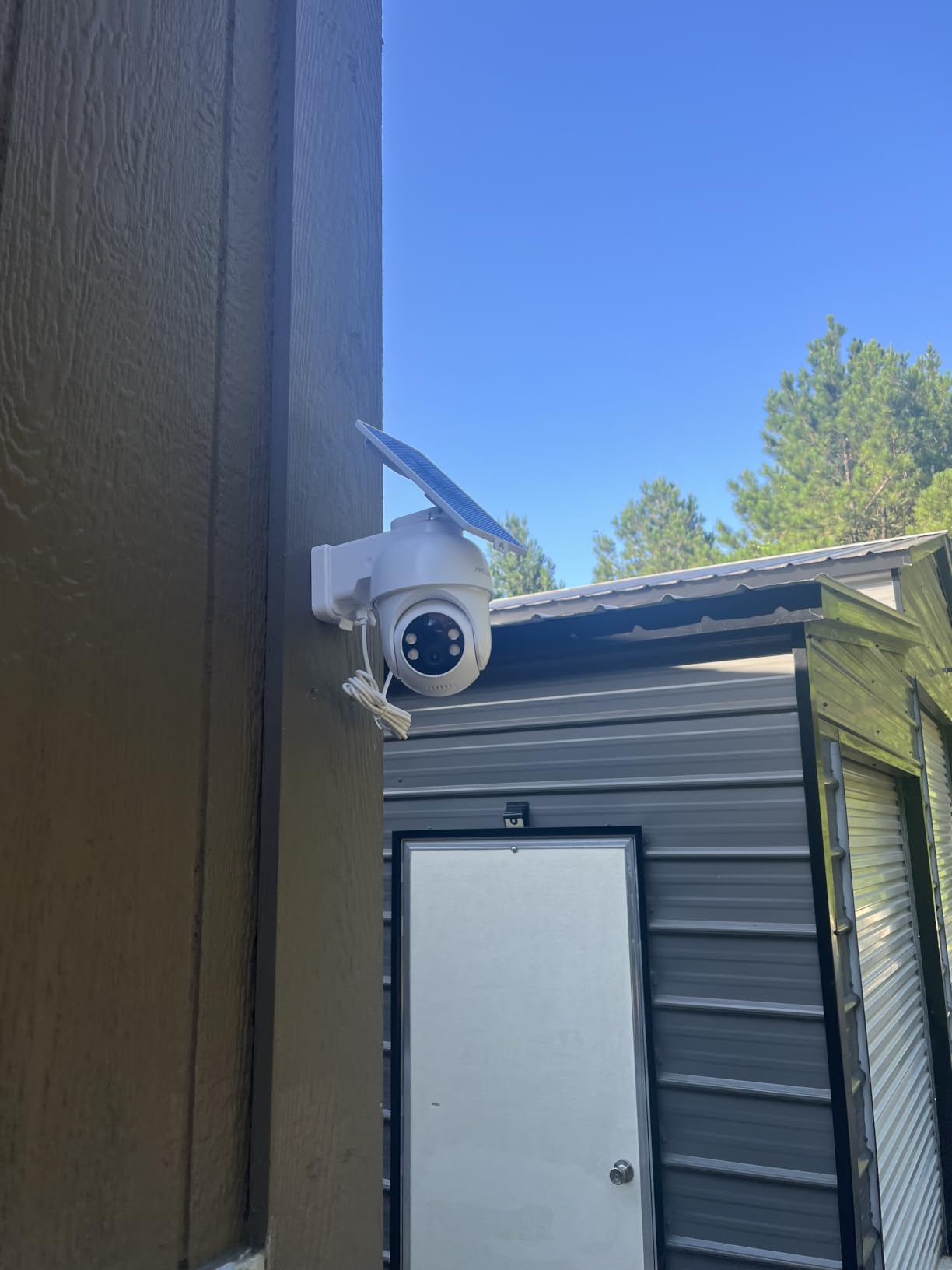 ANSQUE Home Security Cameras Wireless Outdoor, Solar Powered, 4-Cam System | No Subscription Fees, 32GB Local Storage, 360° PTZ Coverage, 365-Day Battery Life, Auto Human Tracking, 2K Color Night Vision customer photo 1